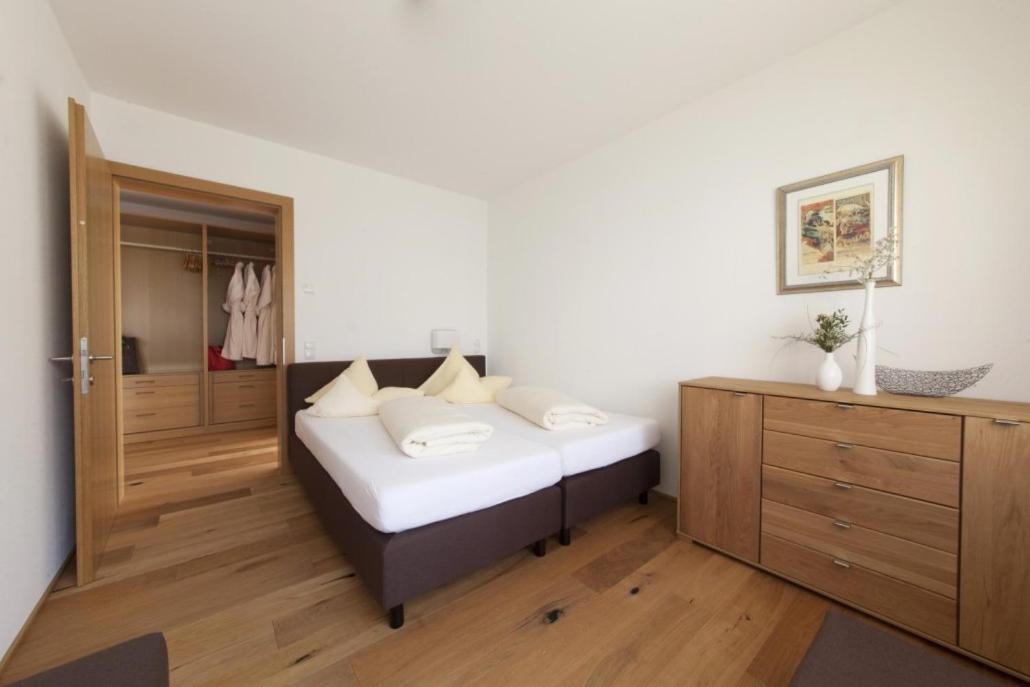 Two-Bedroom Apartment with Terrace - Annex