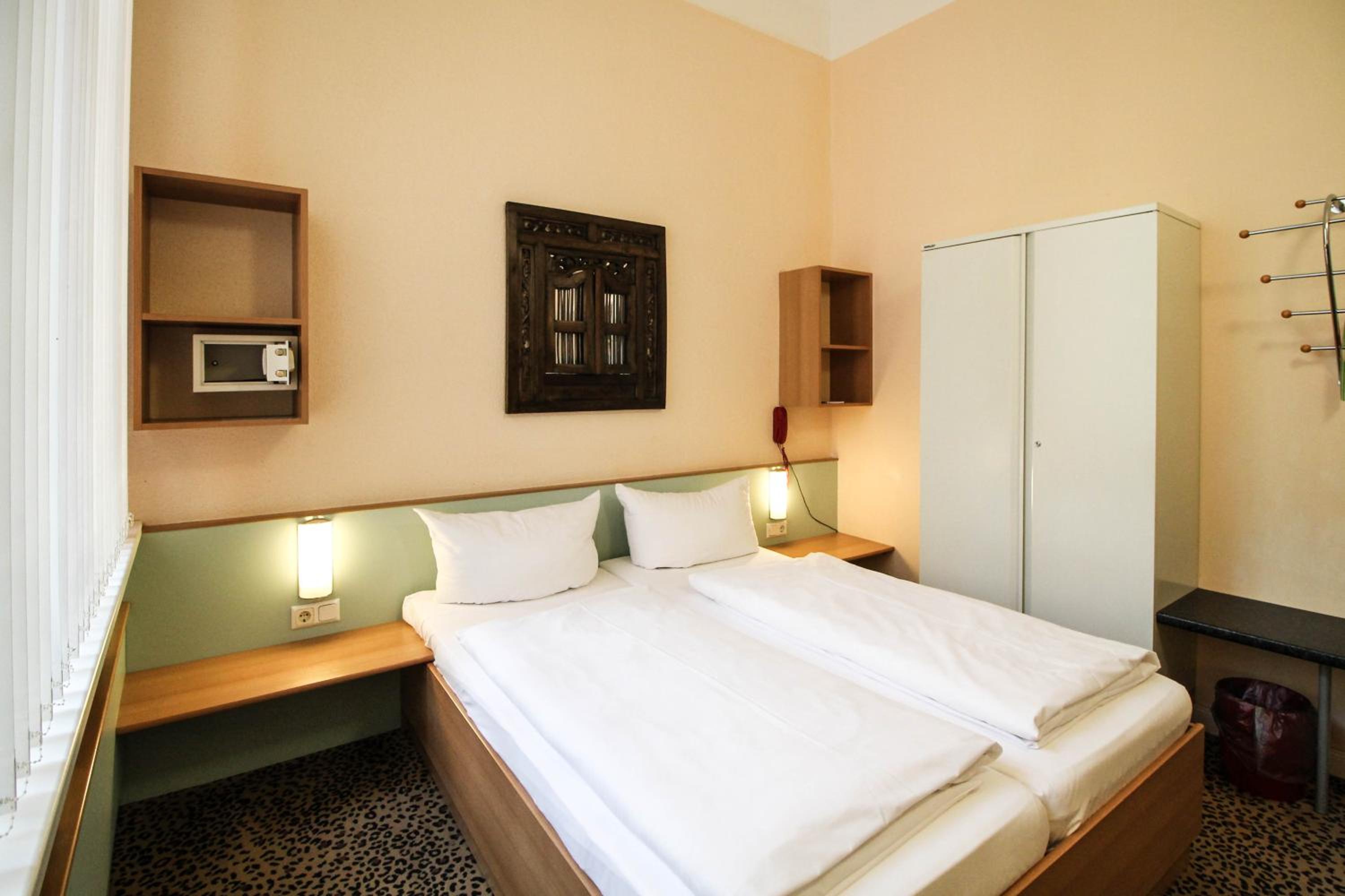 Double Room photo 3