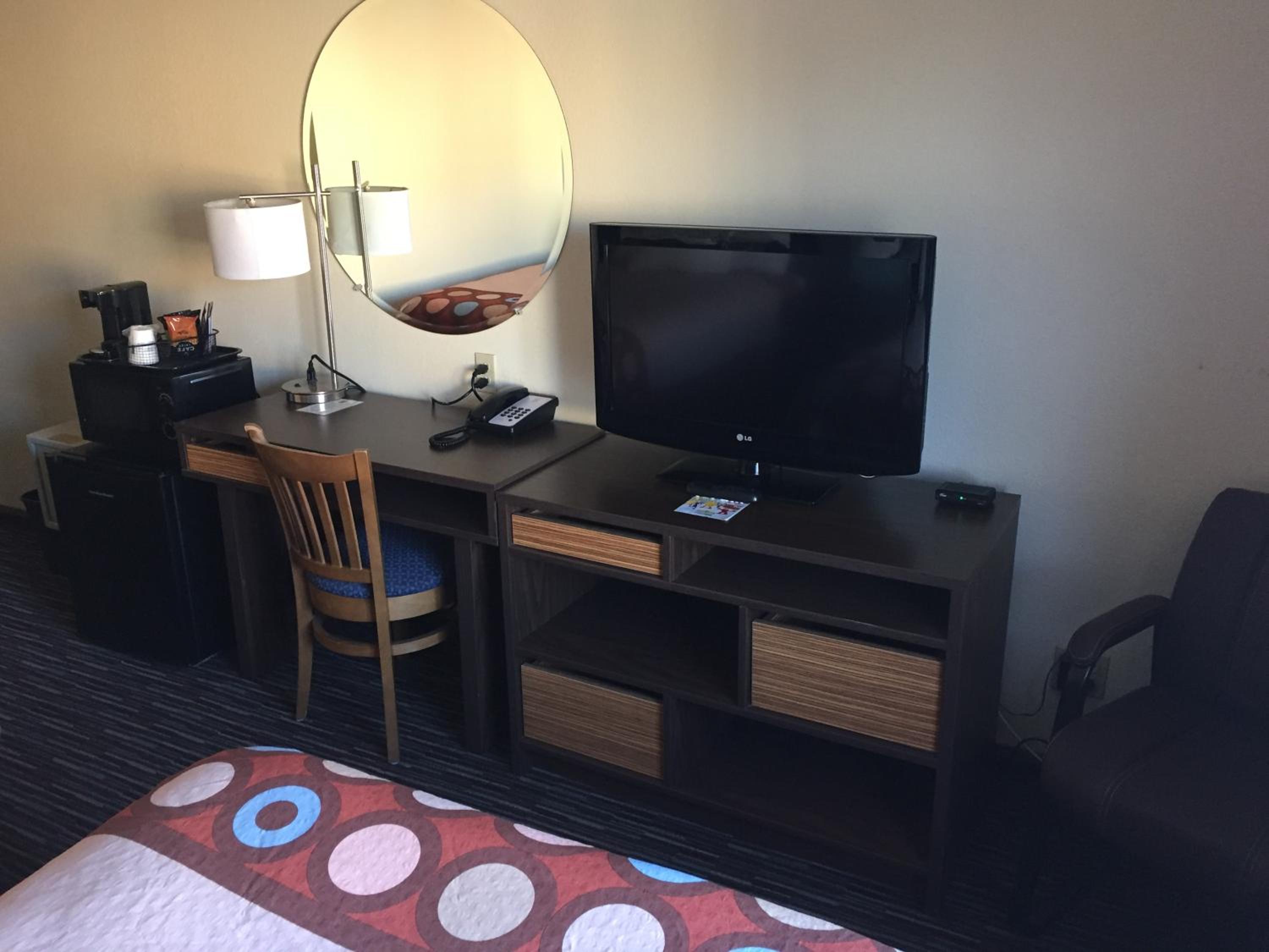 Double Room with Two Double Beds - Non-Smoking - Photo 6