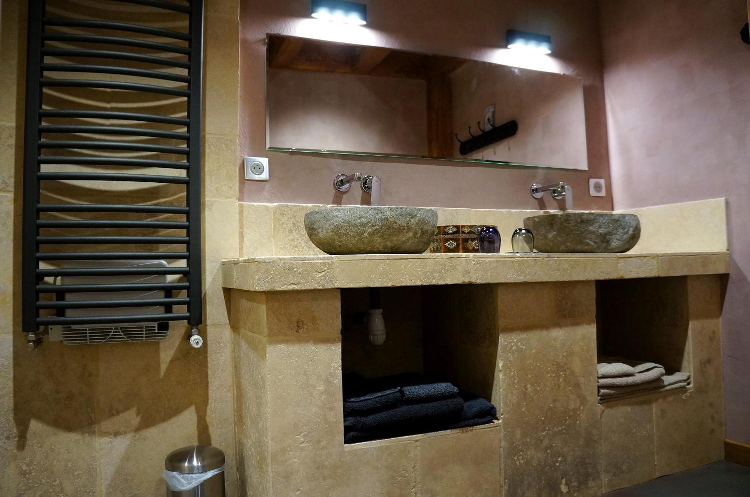 Double Room with Private Bathroom photo 3