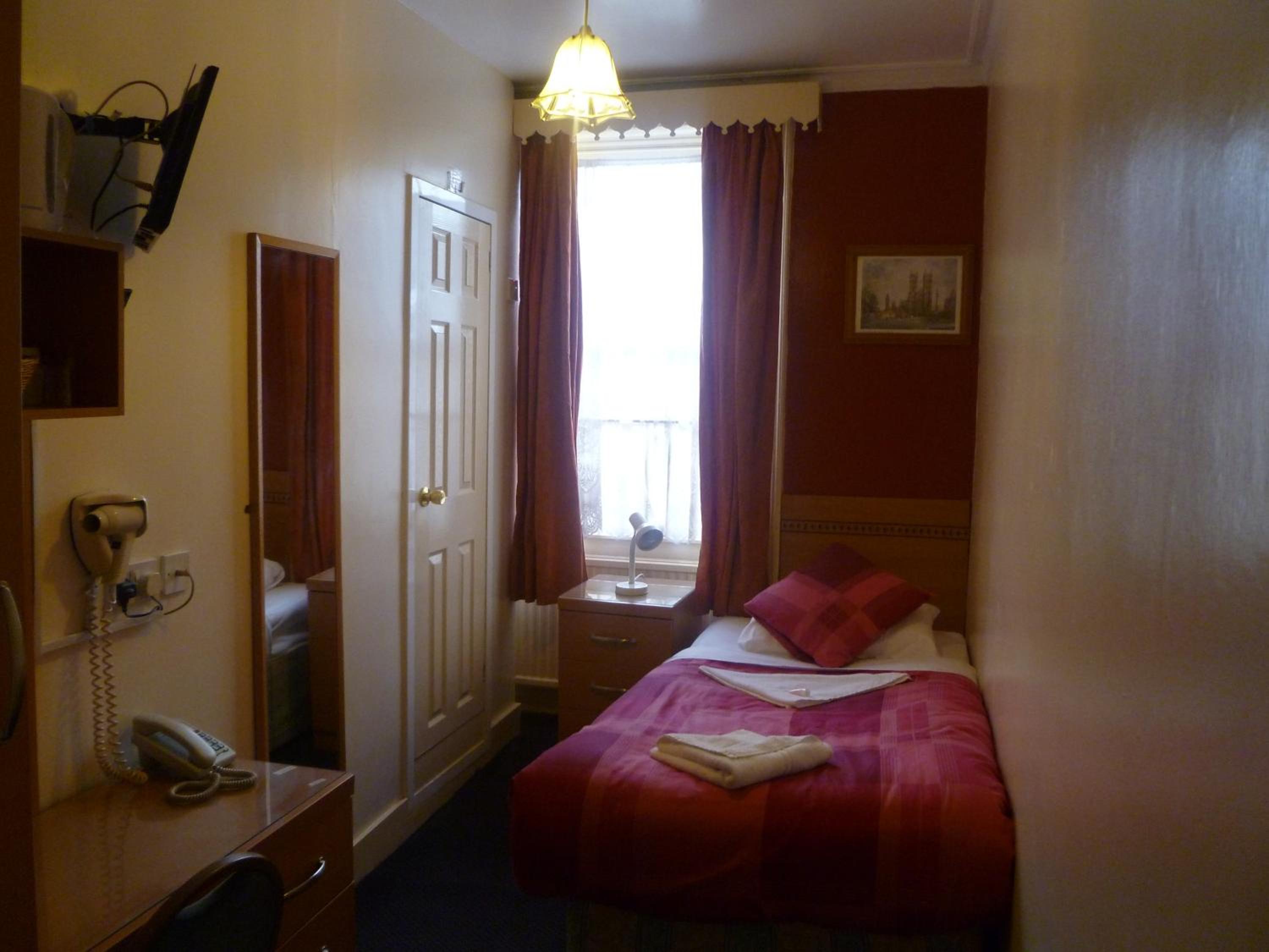 Single Room photo 2