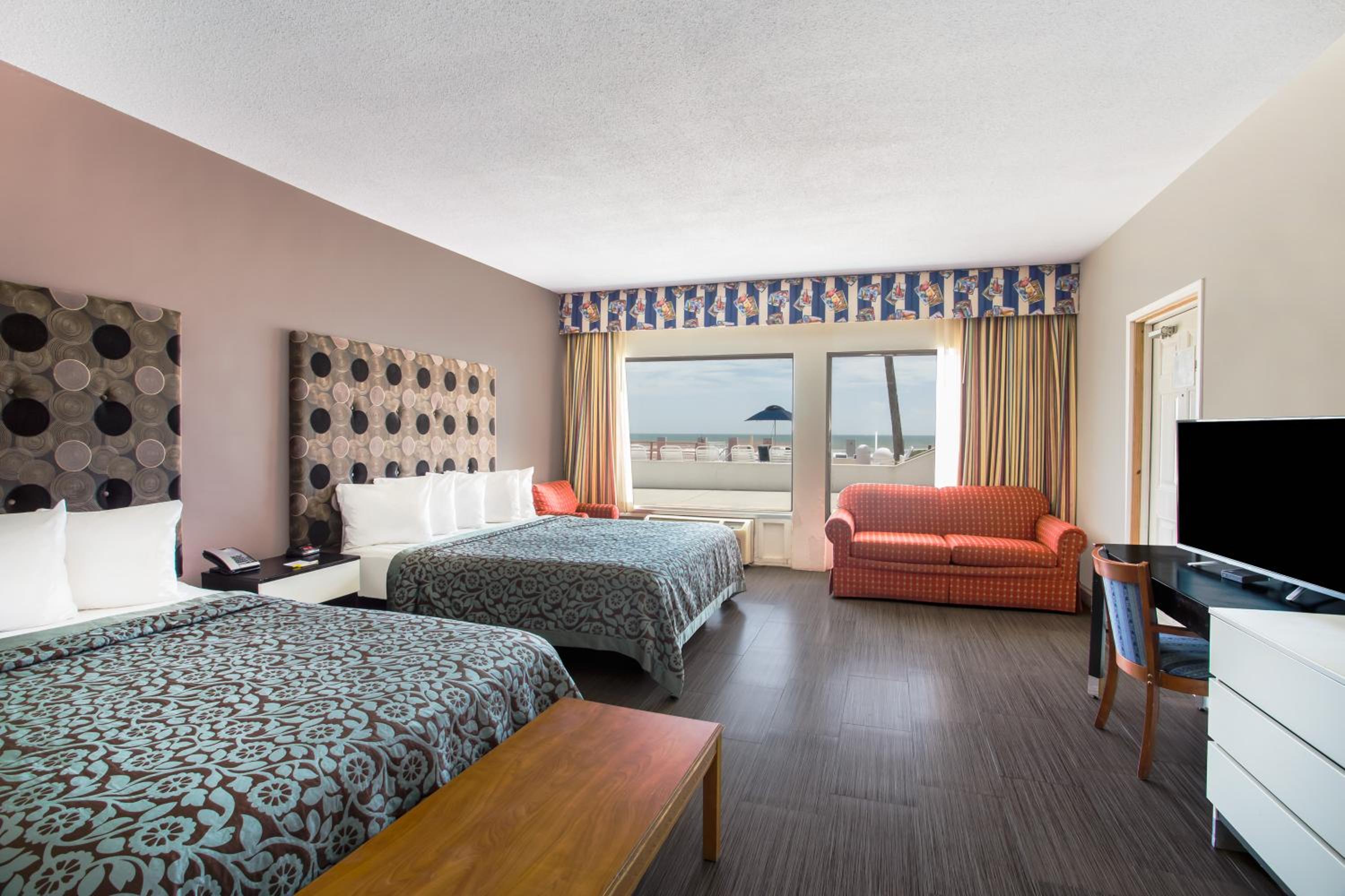 Oceanfront One-Bedroom Suite - Non-Smoking - Photo 1