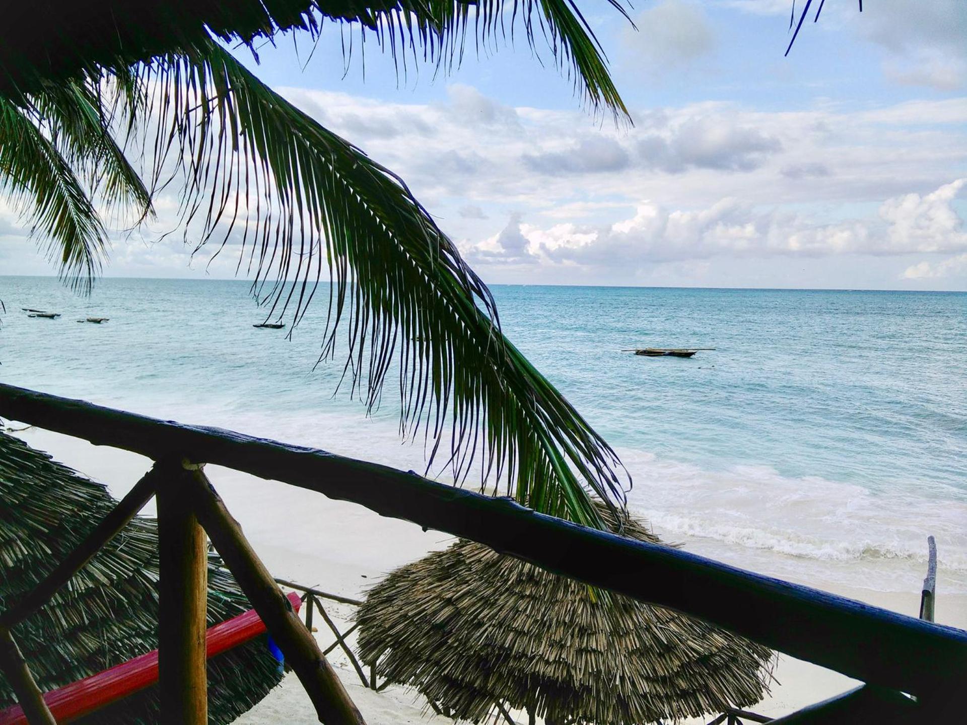 Bungalow - Sea Front