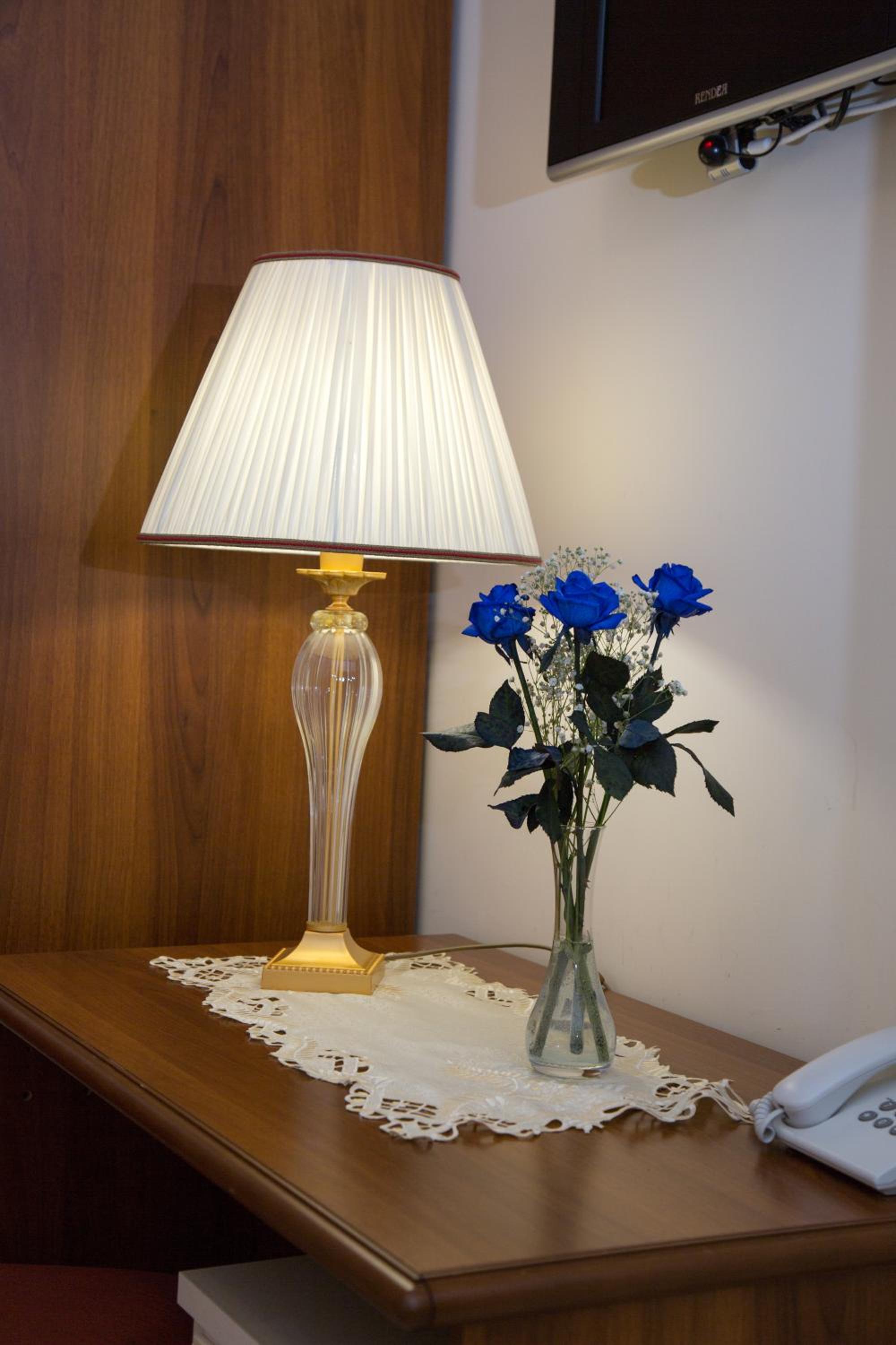 Single Room photo 3