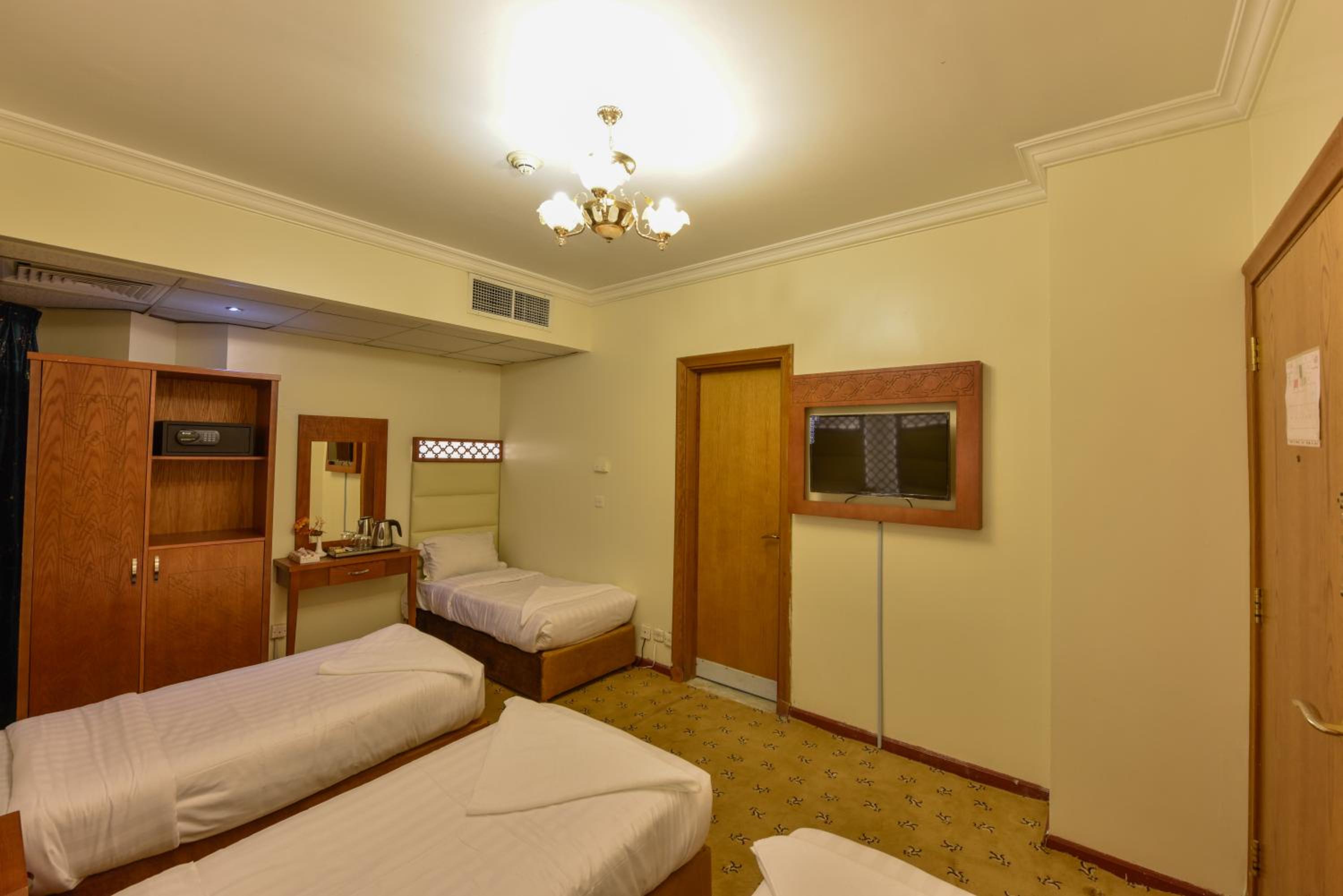 Standard Quadruple Room photo 2