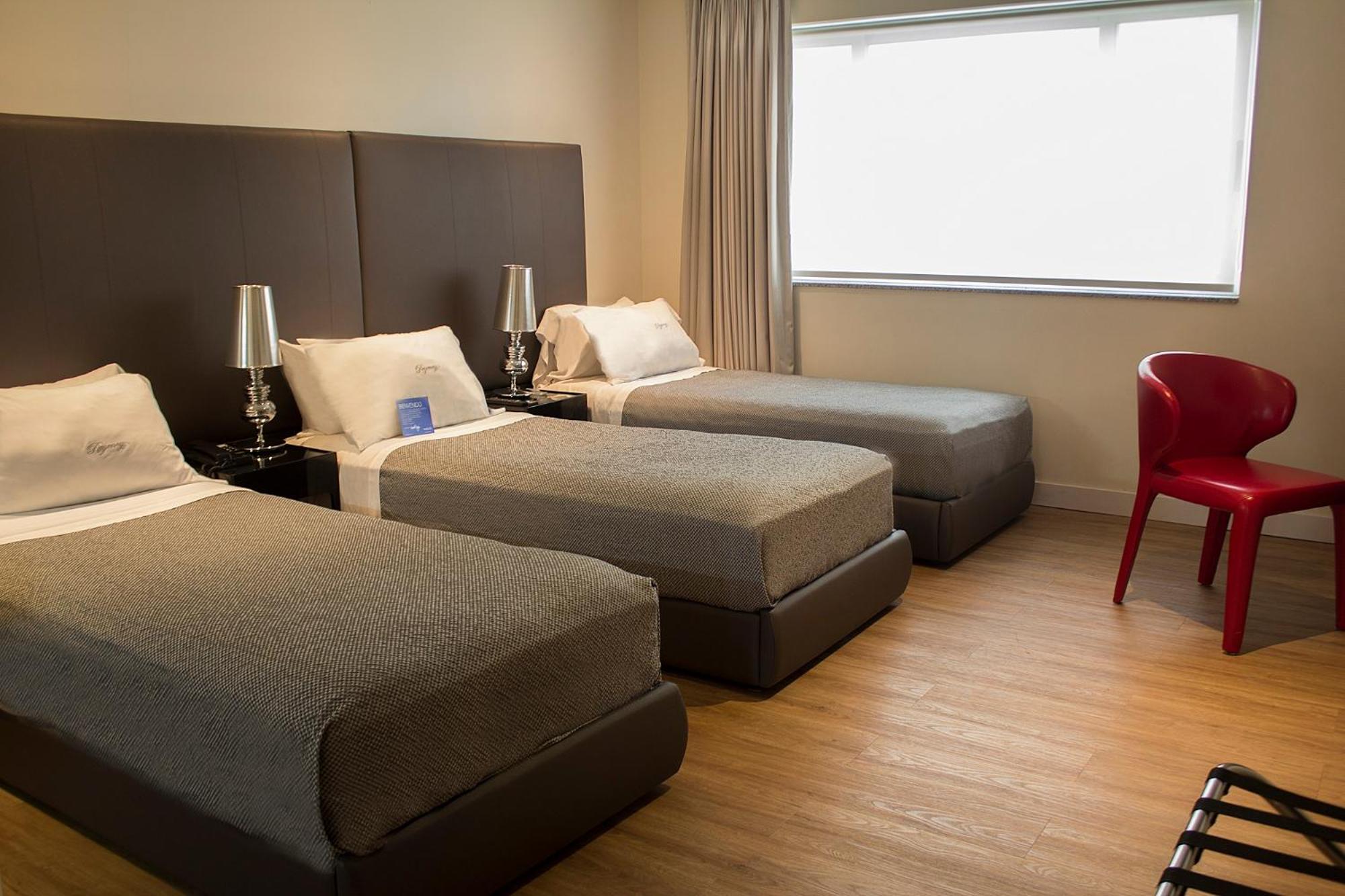 Deluxe Triple Room photo 2