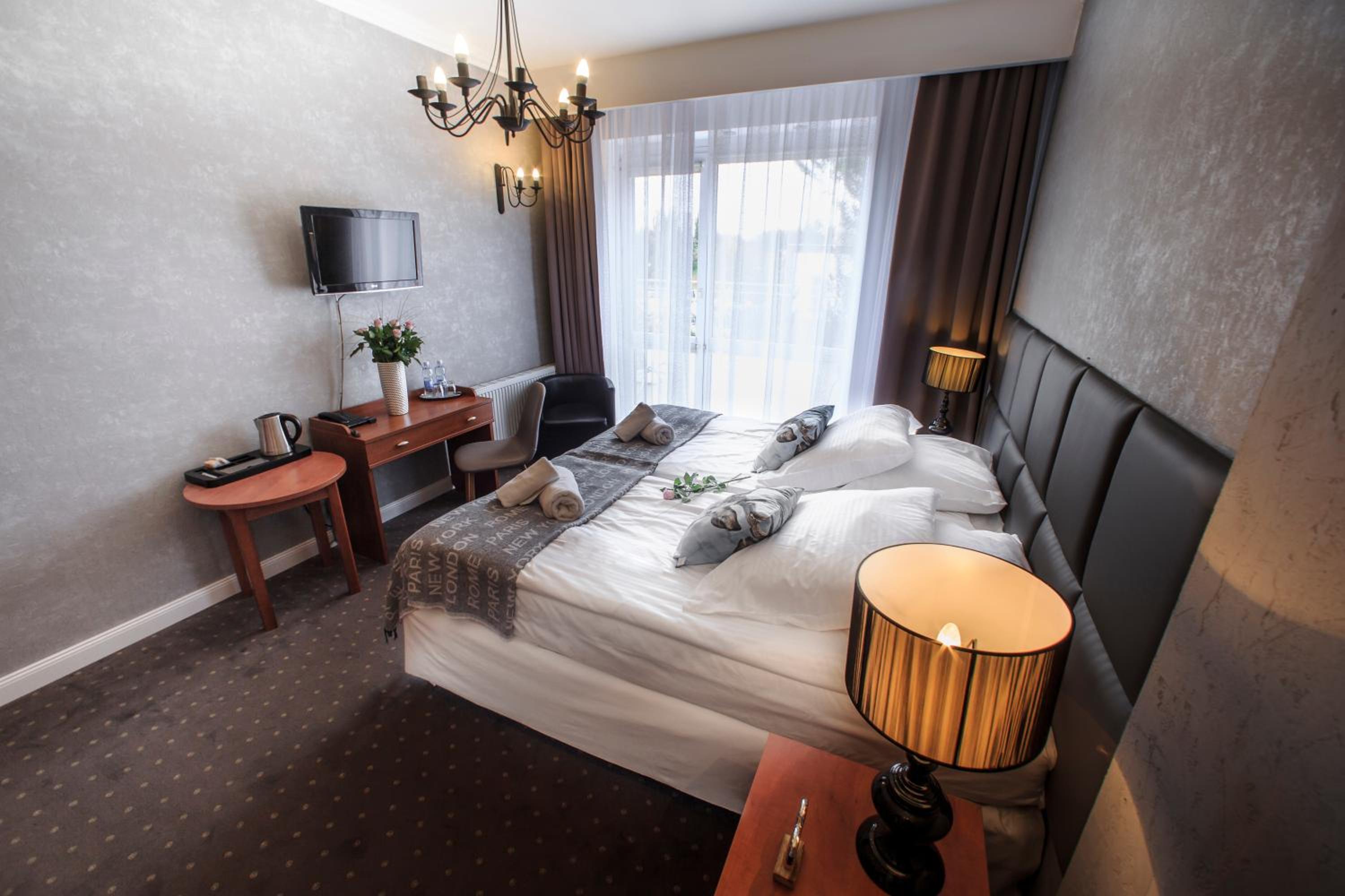 Double Room - Photo 3