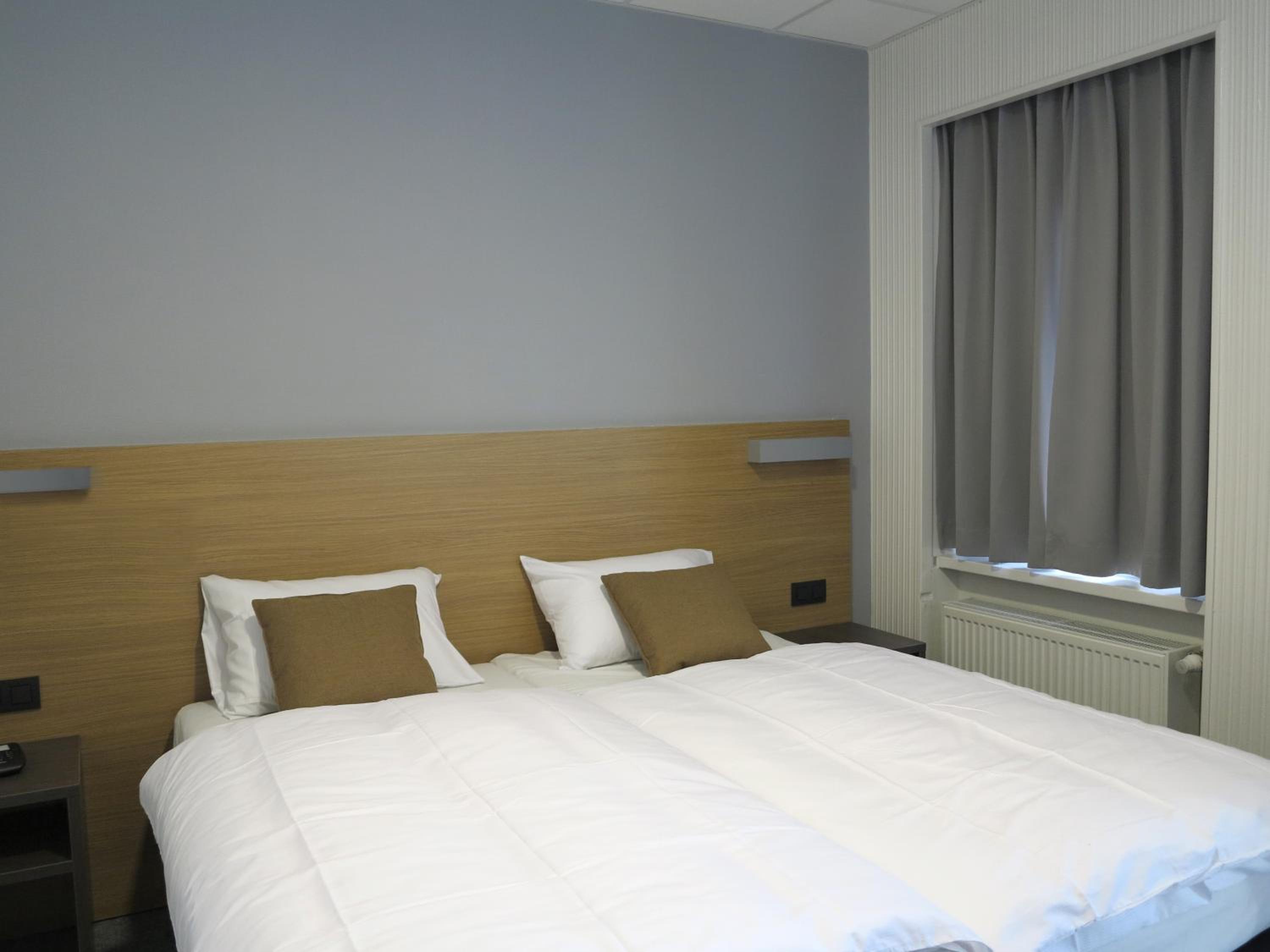 Large Double Room photo 3