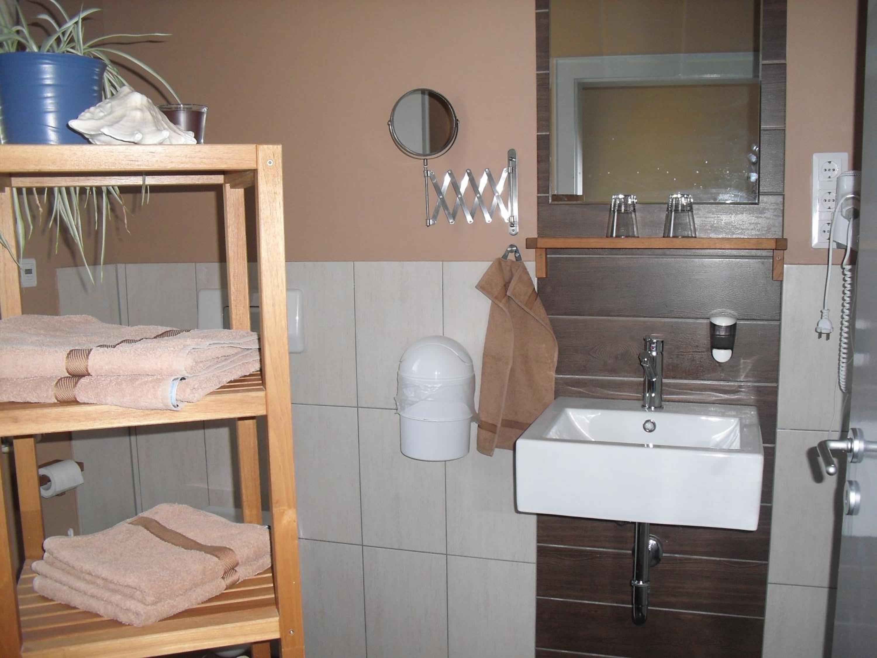 Double or Twin Room photo 2