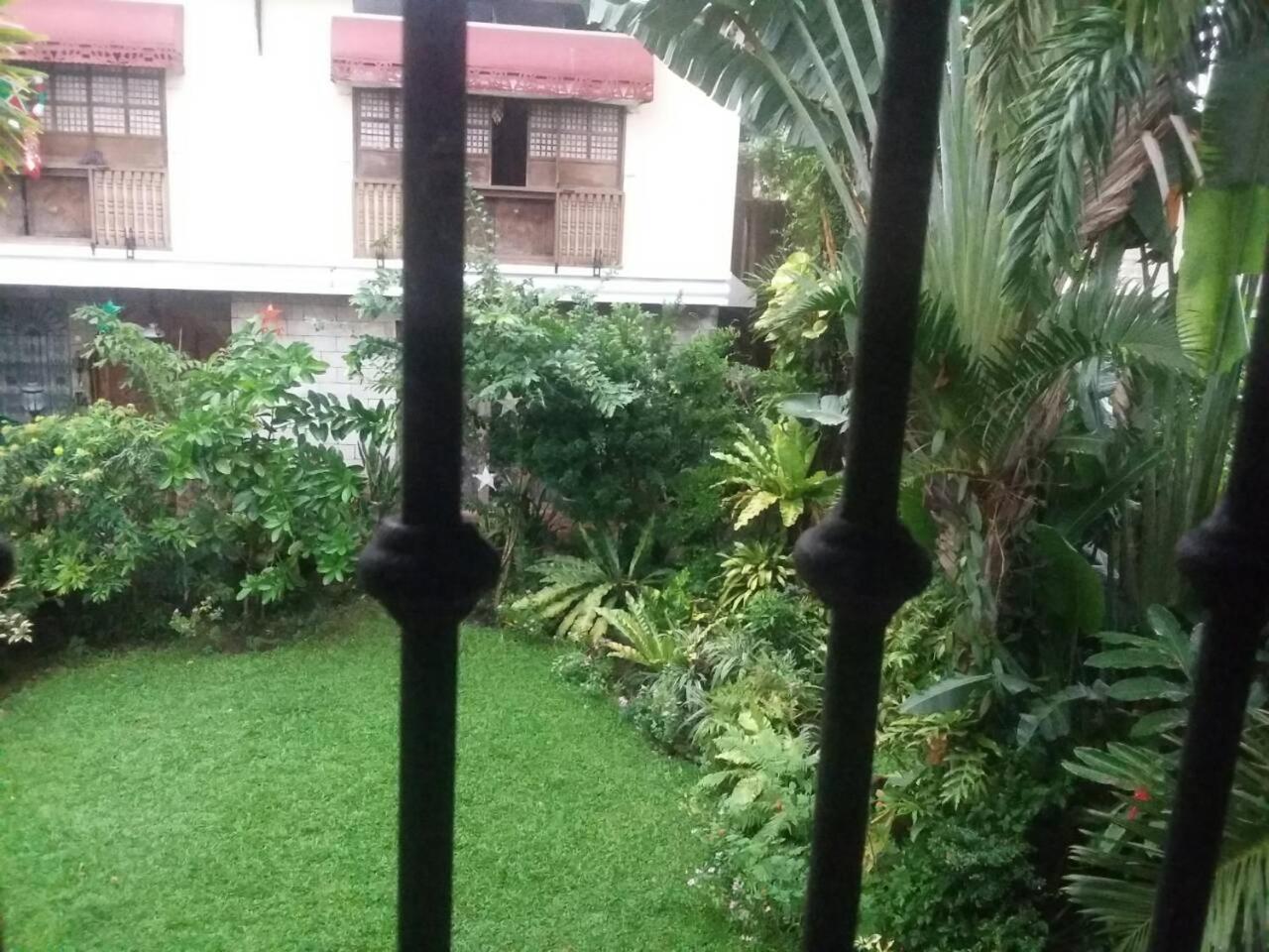 Standard Twin Room with Garden View - Photo 4