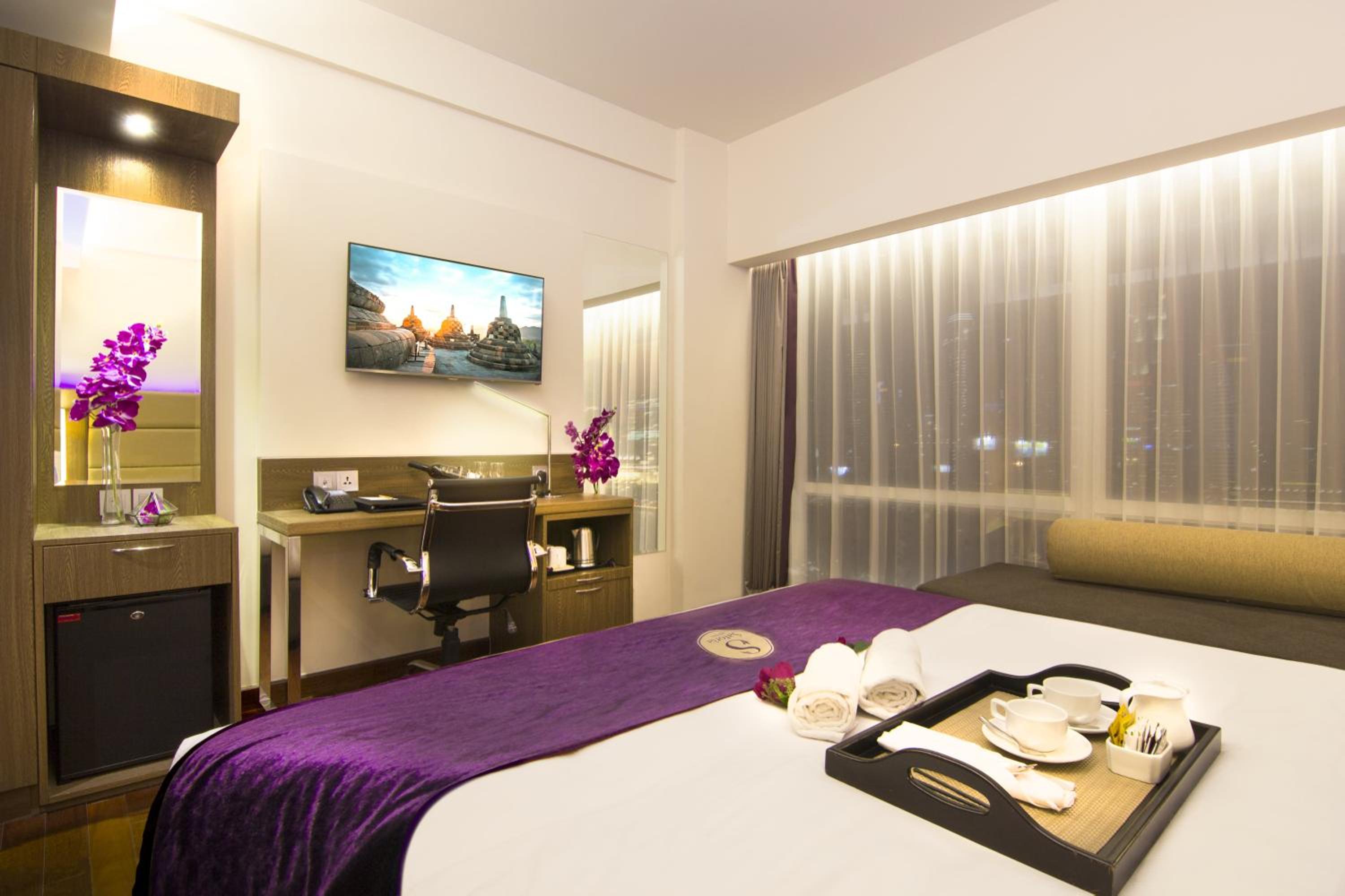 Superior King Room - Photo 4