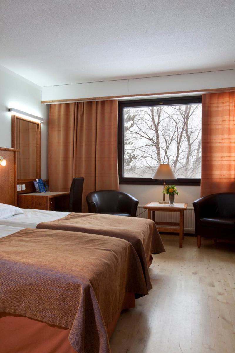 Standard Twin Room - Photo 2