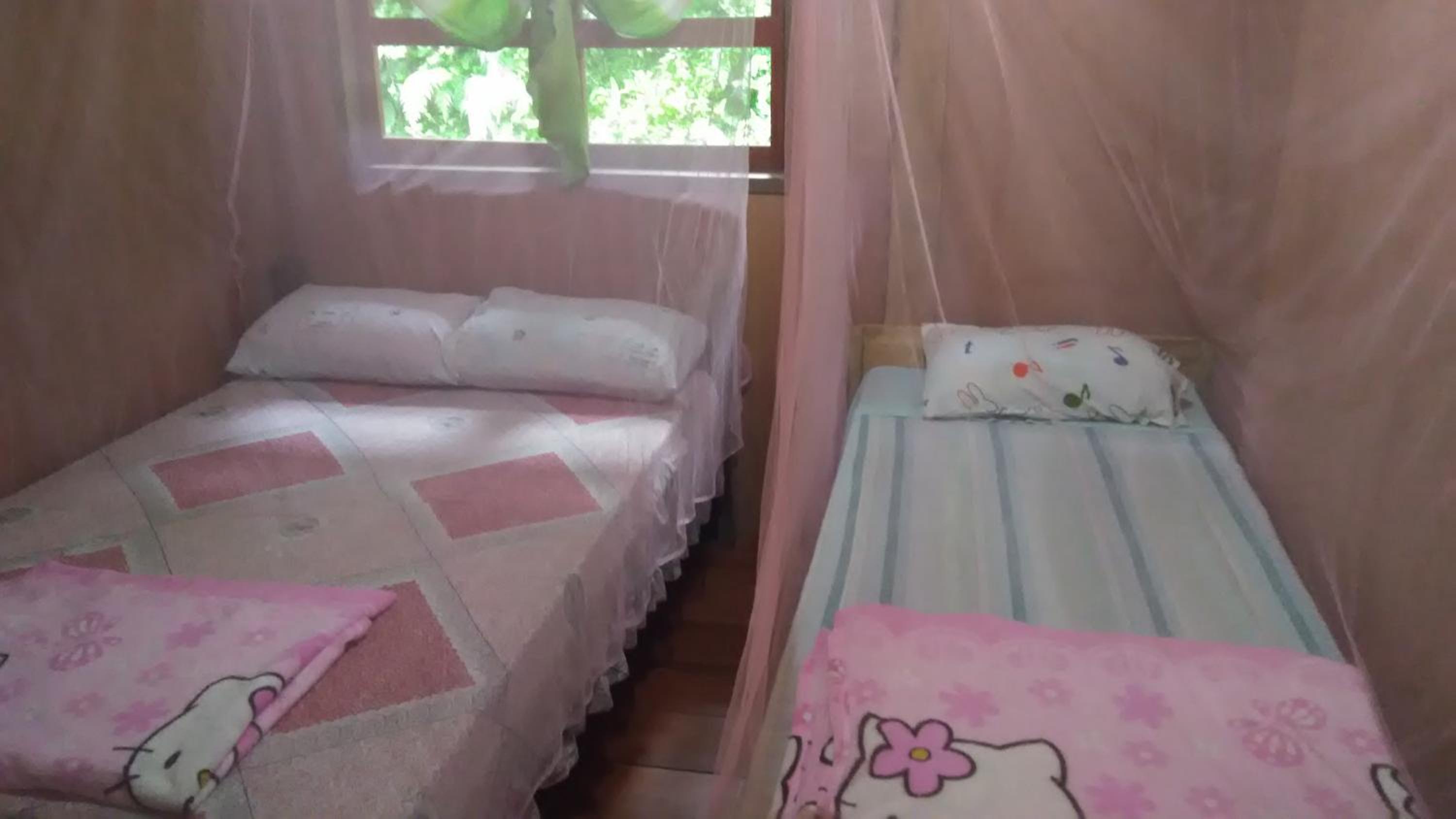 Budget Double Room - Photo 10