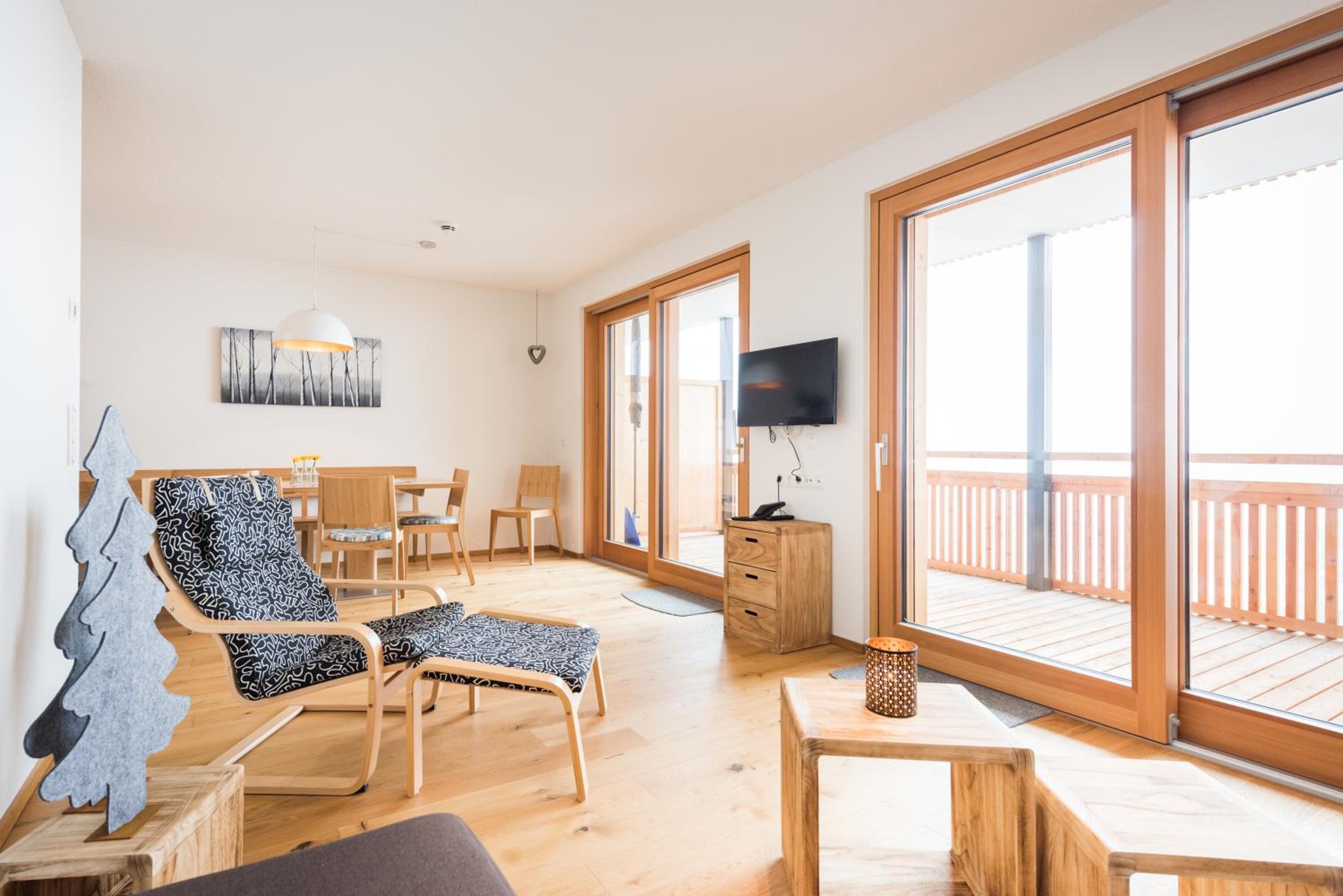 Apartment with Balcony 6