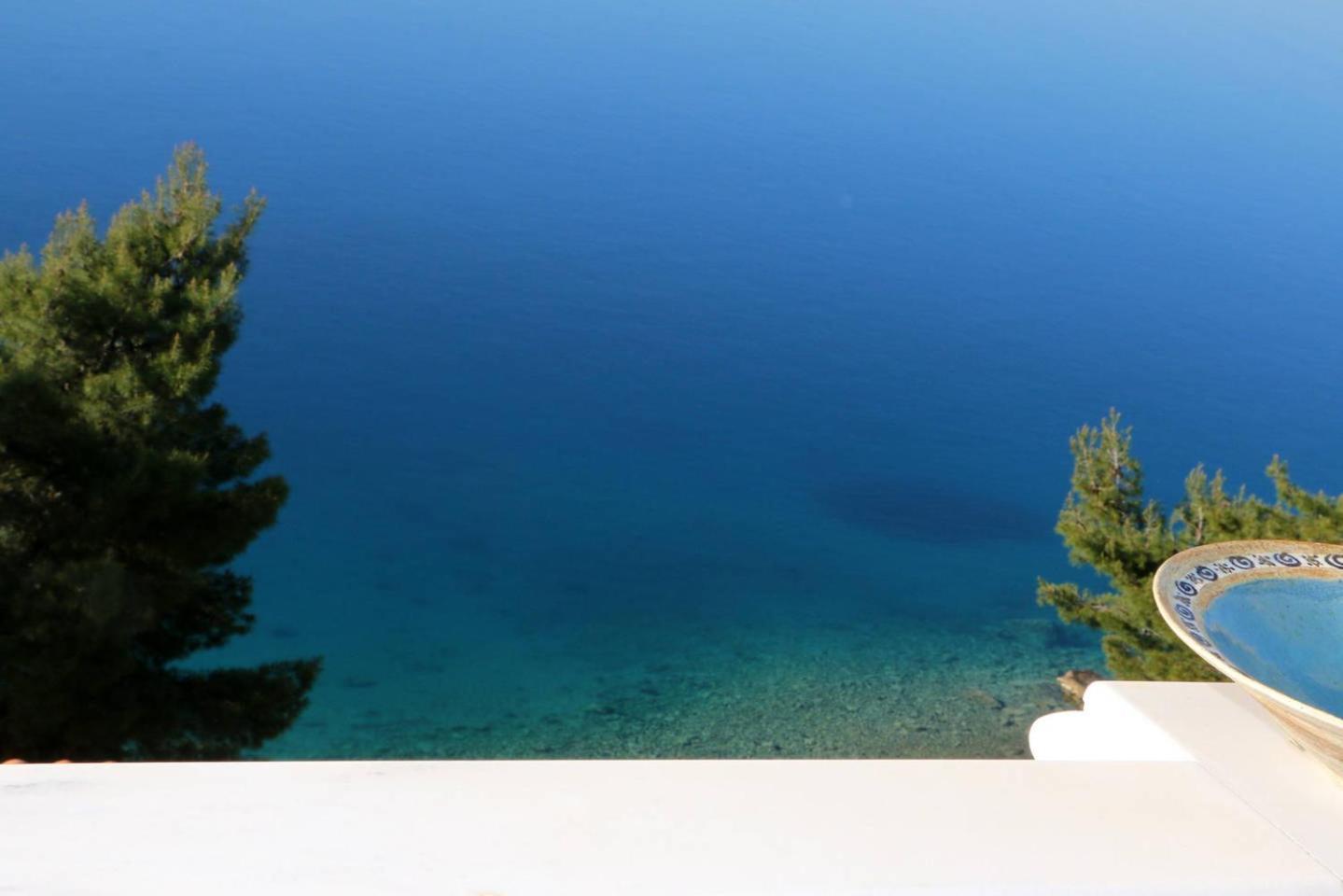 Apartment with Sea View - Photo 7