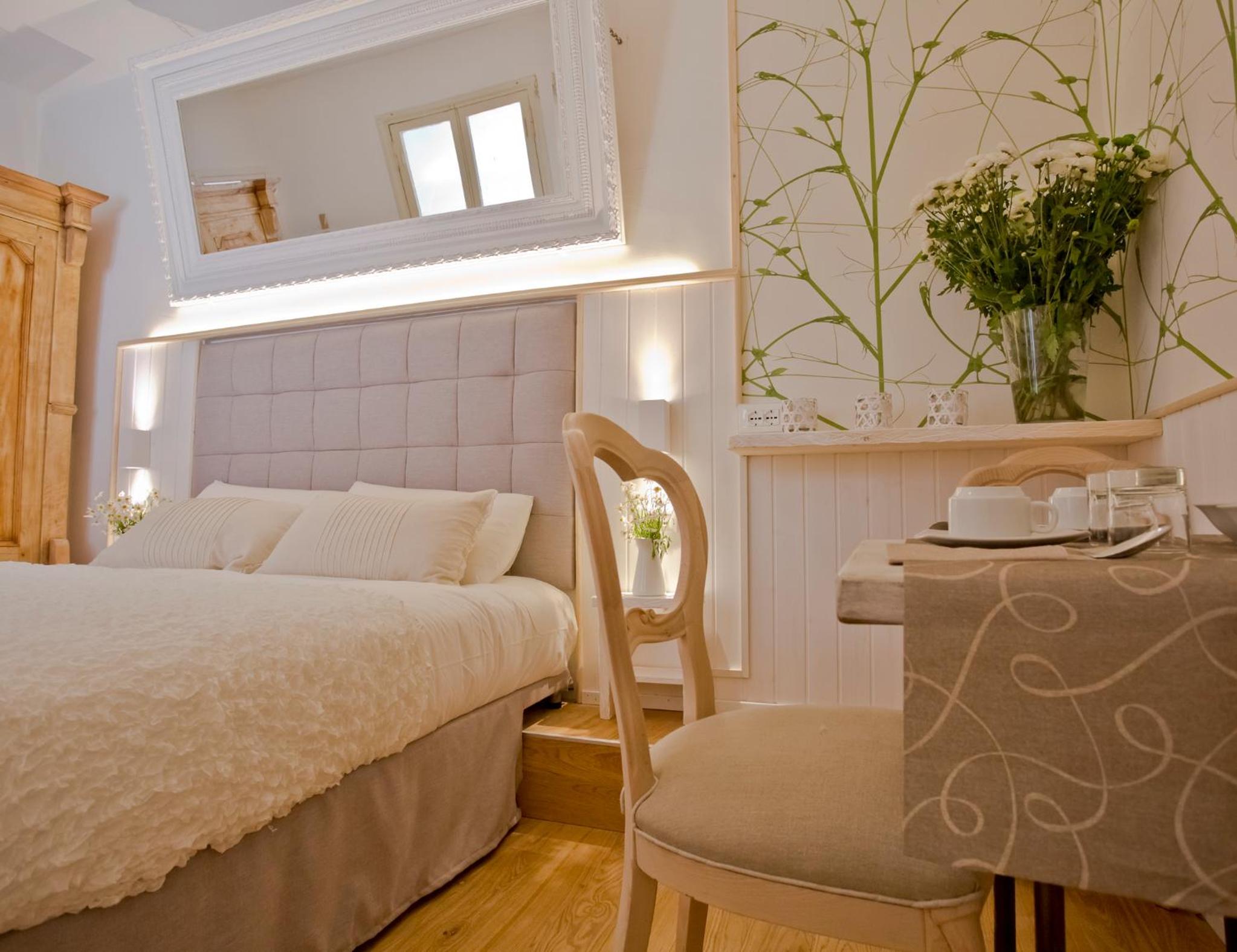 Economy Double Room photo 1