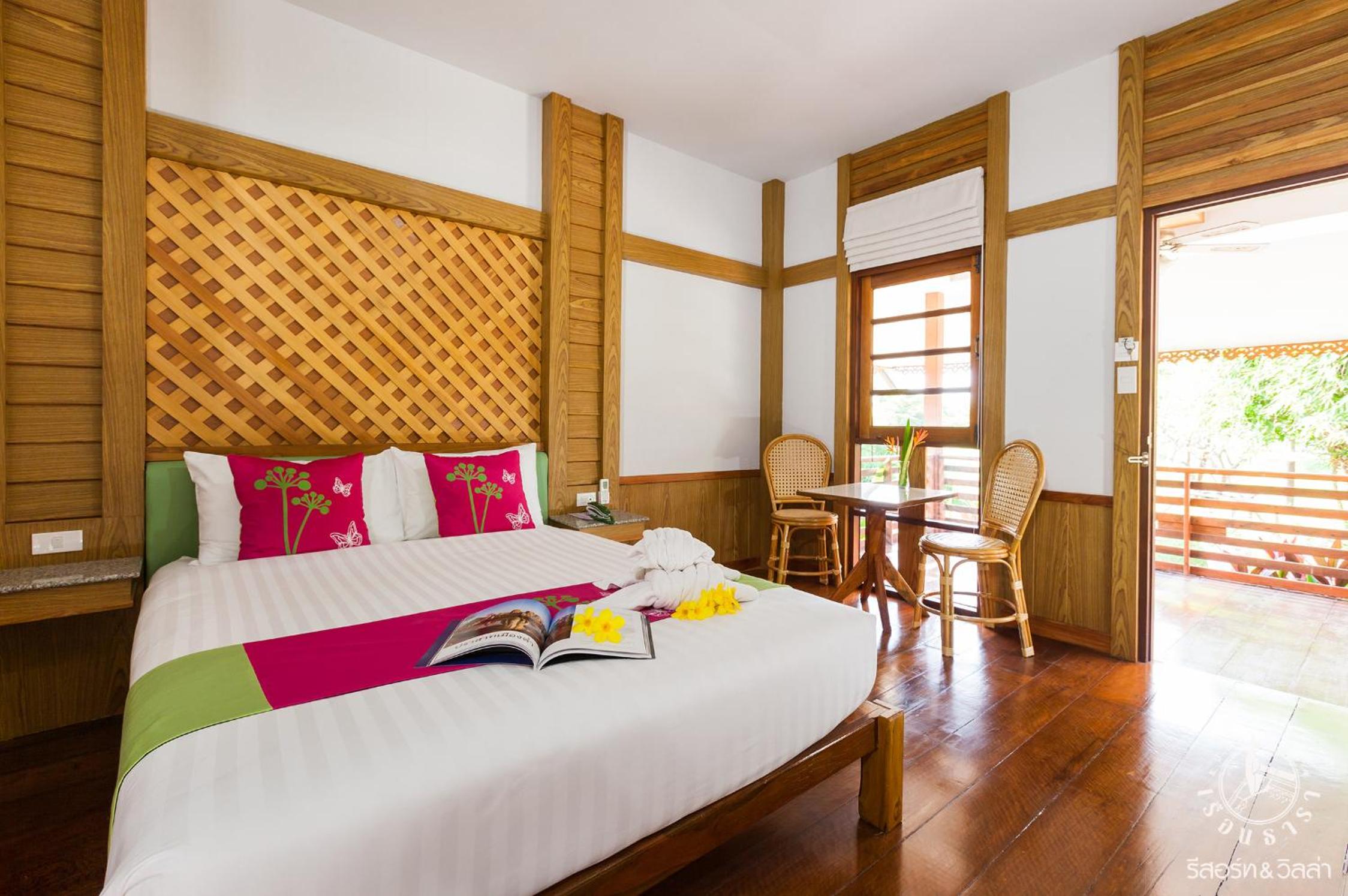 Standard Twin Room - Photo 8