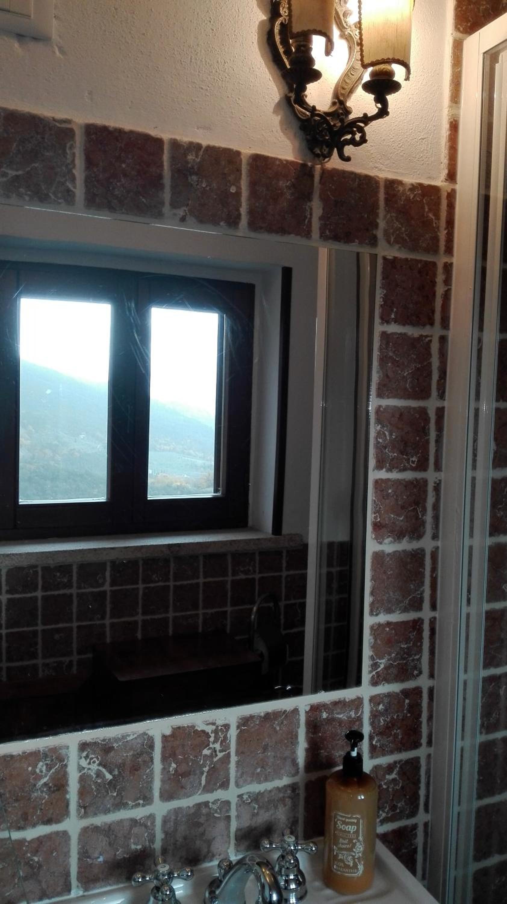 Triple Room (3 Adults) - Photo 19