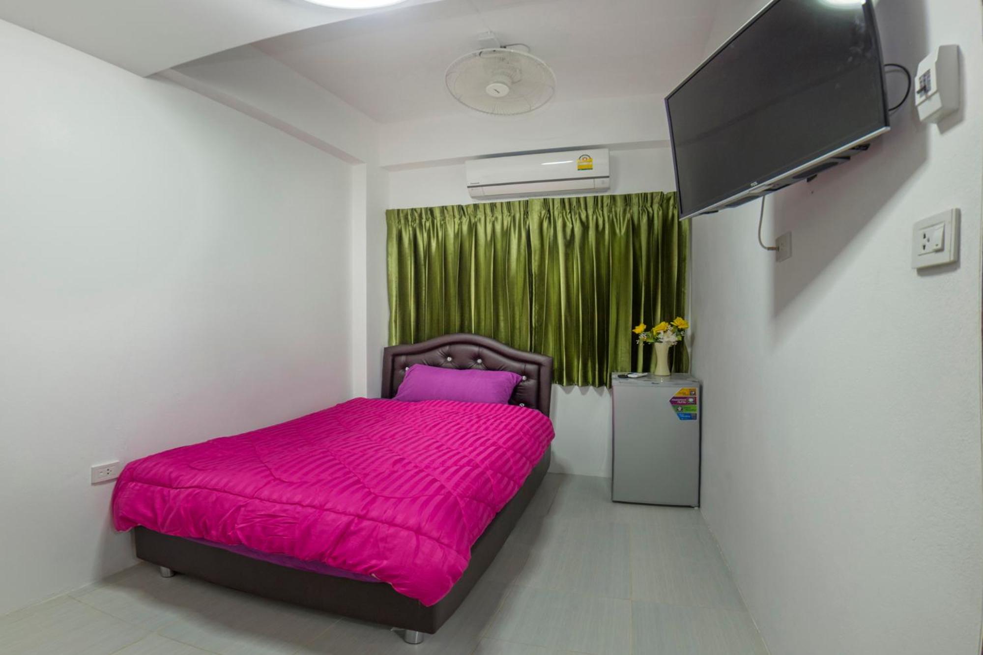 Budget Double Room photo 1