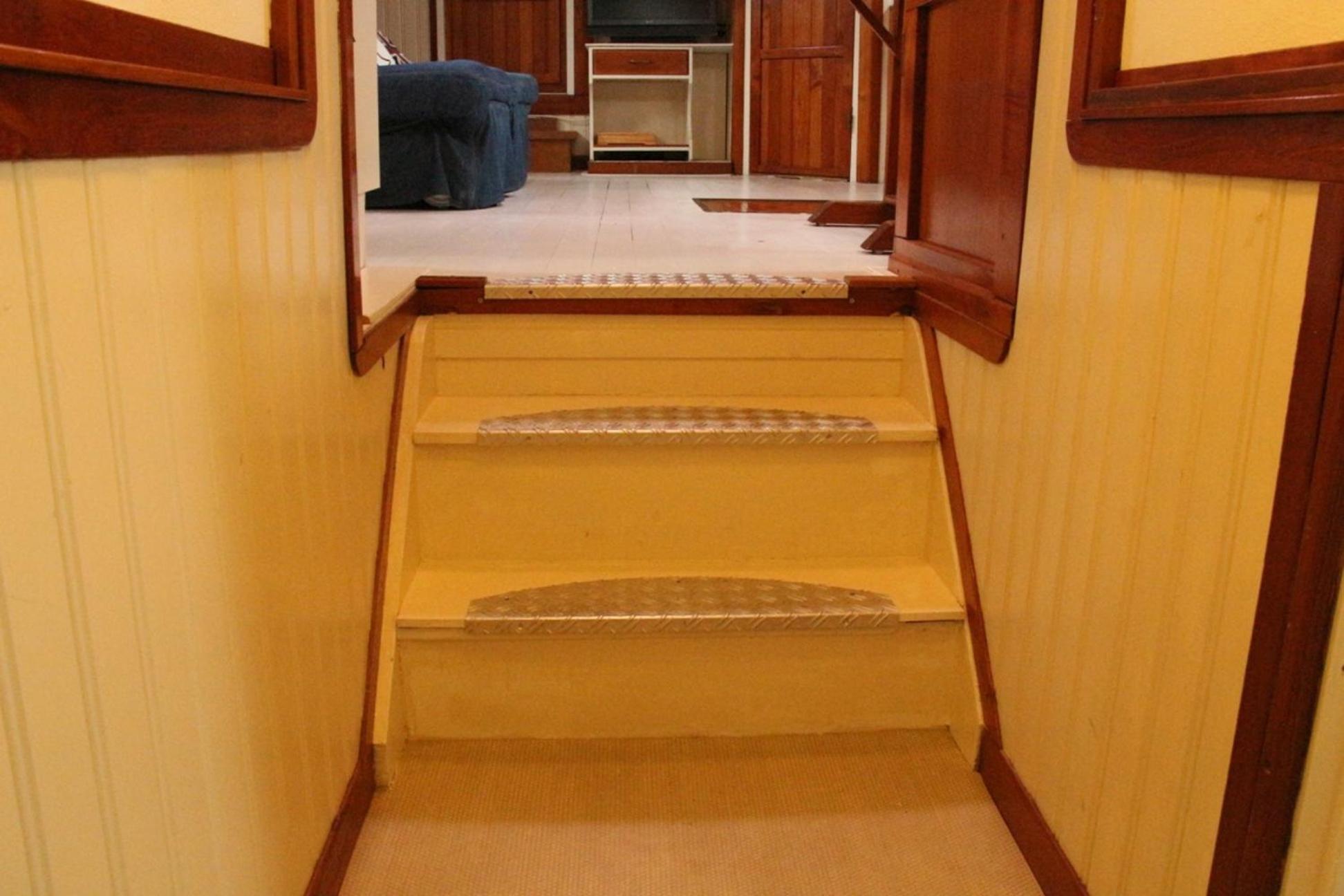 Budget Twin Room - Photo 3