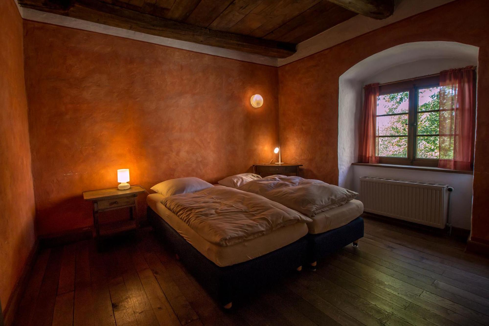 Twin Room with Shower - Photo 3