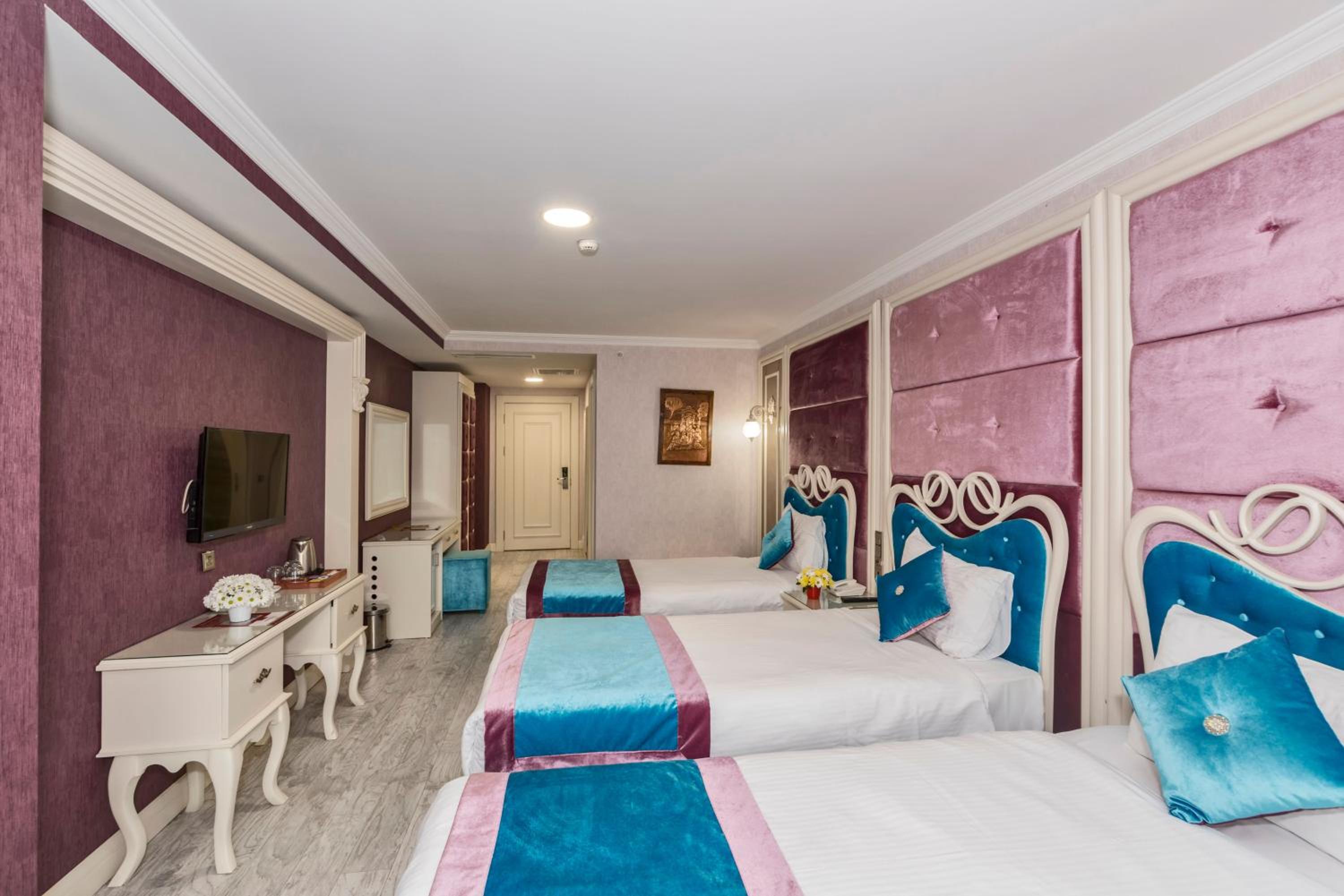 Deluxe Triple Room