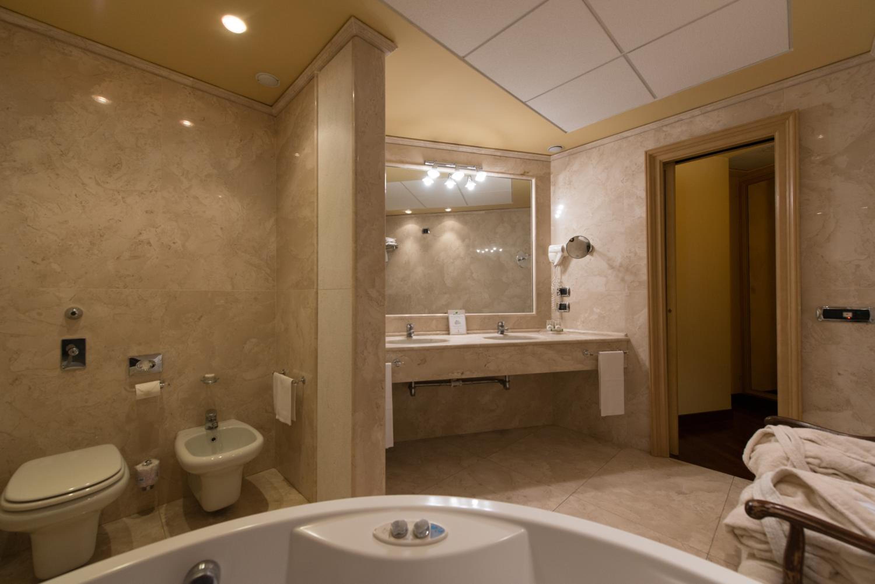Suite with Sea View photo 2
