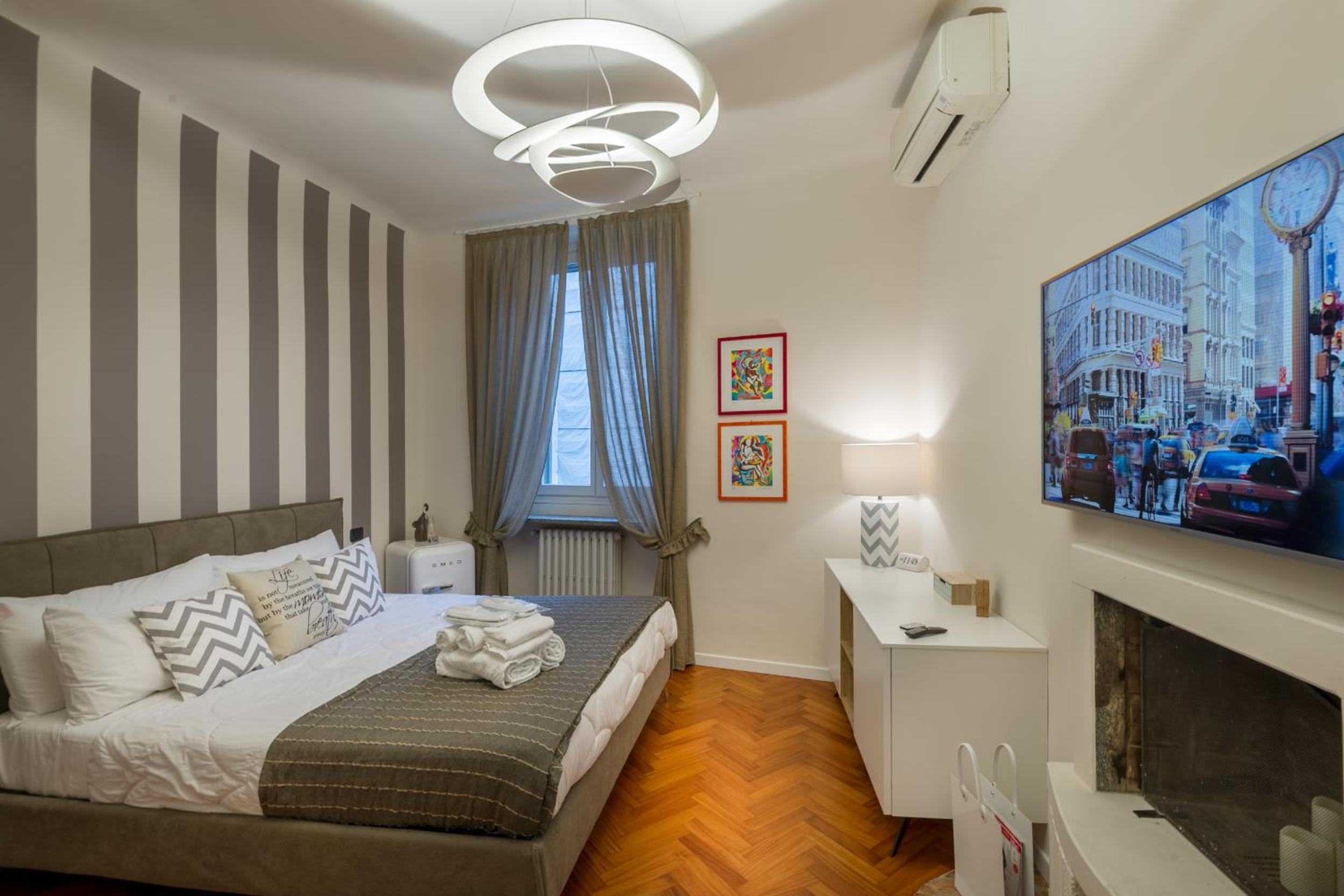 Deluxe Double Room with Shower