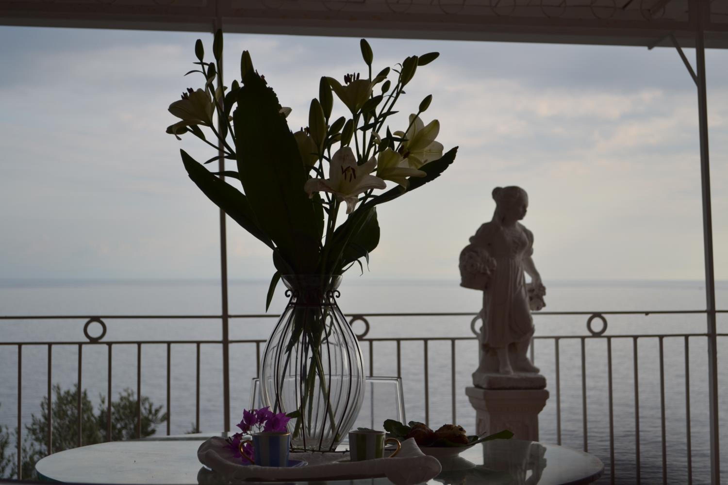 Villa with Sea View photo 2