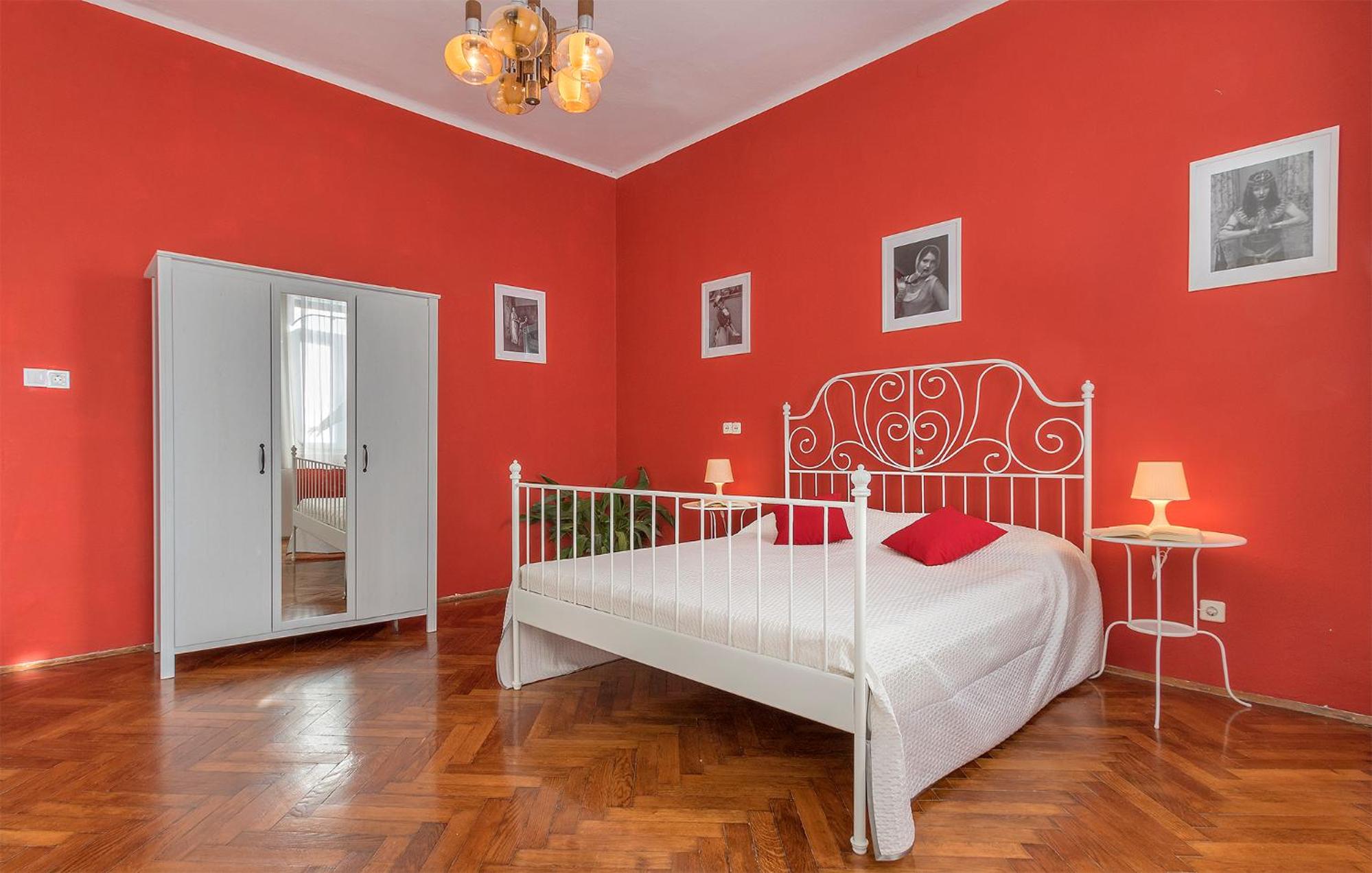 Two-Bedroom Apartment - Photo 10