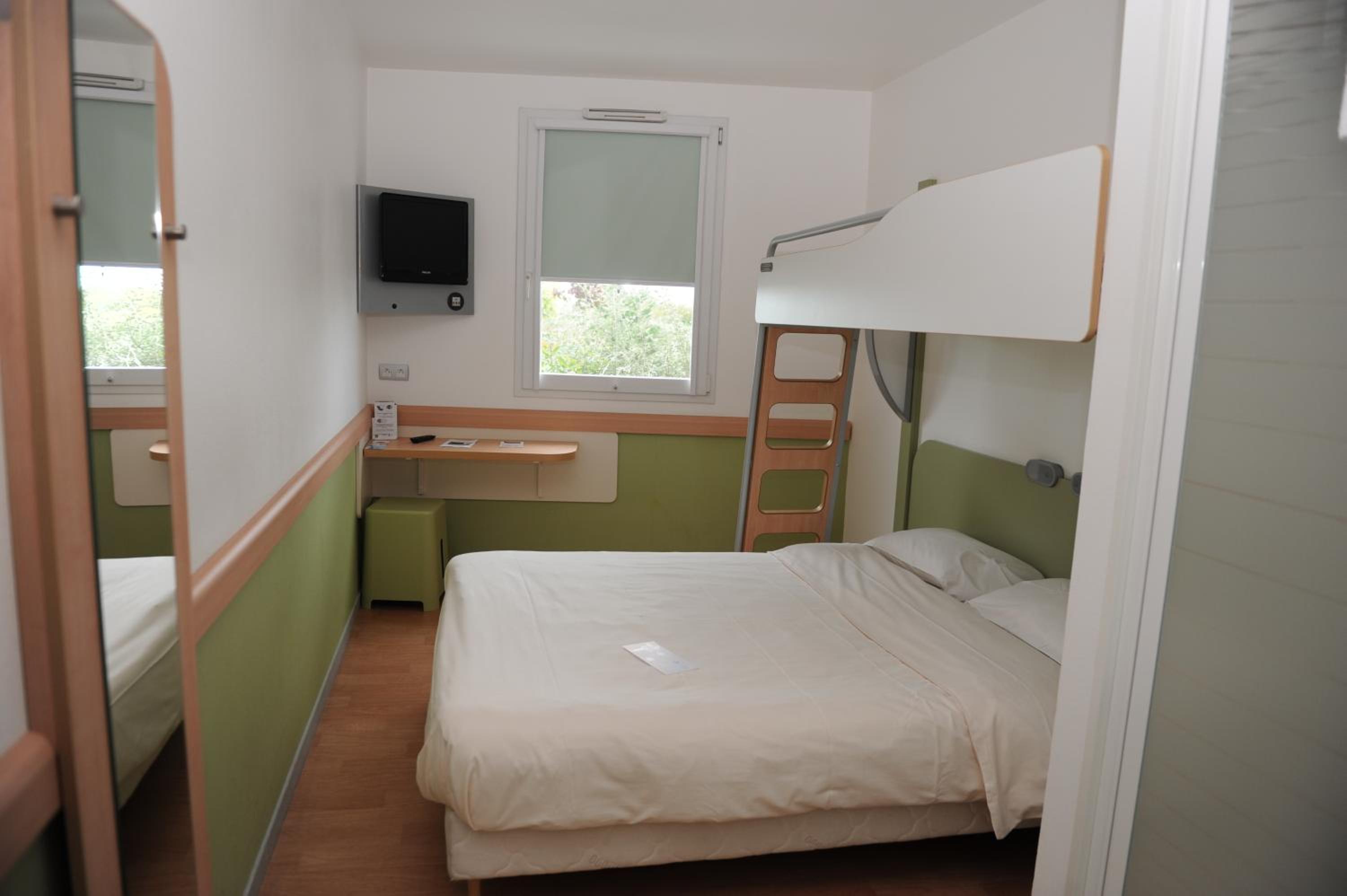 Double Room - Photo 3