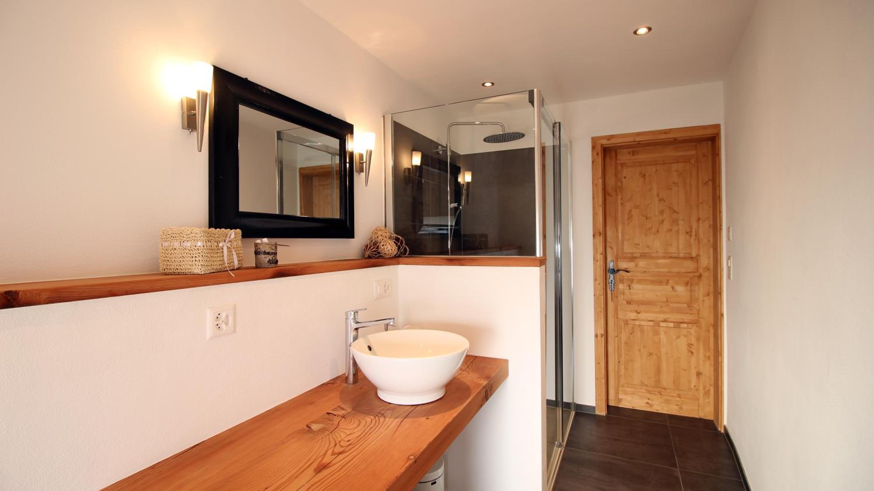 Standard Double Room with Shared Bathroom