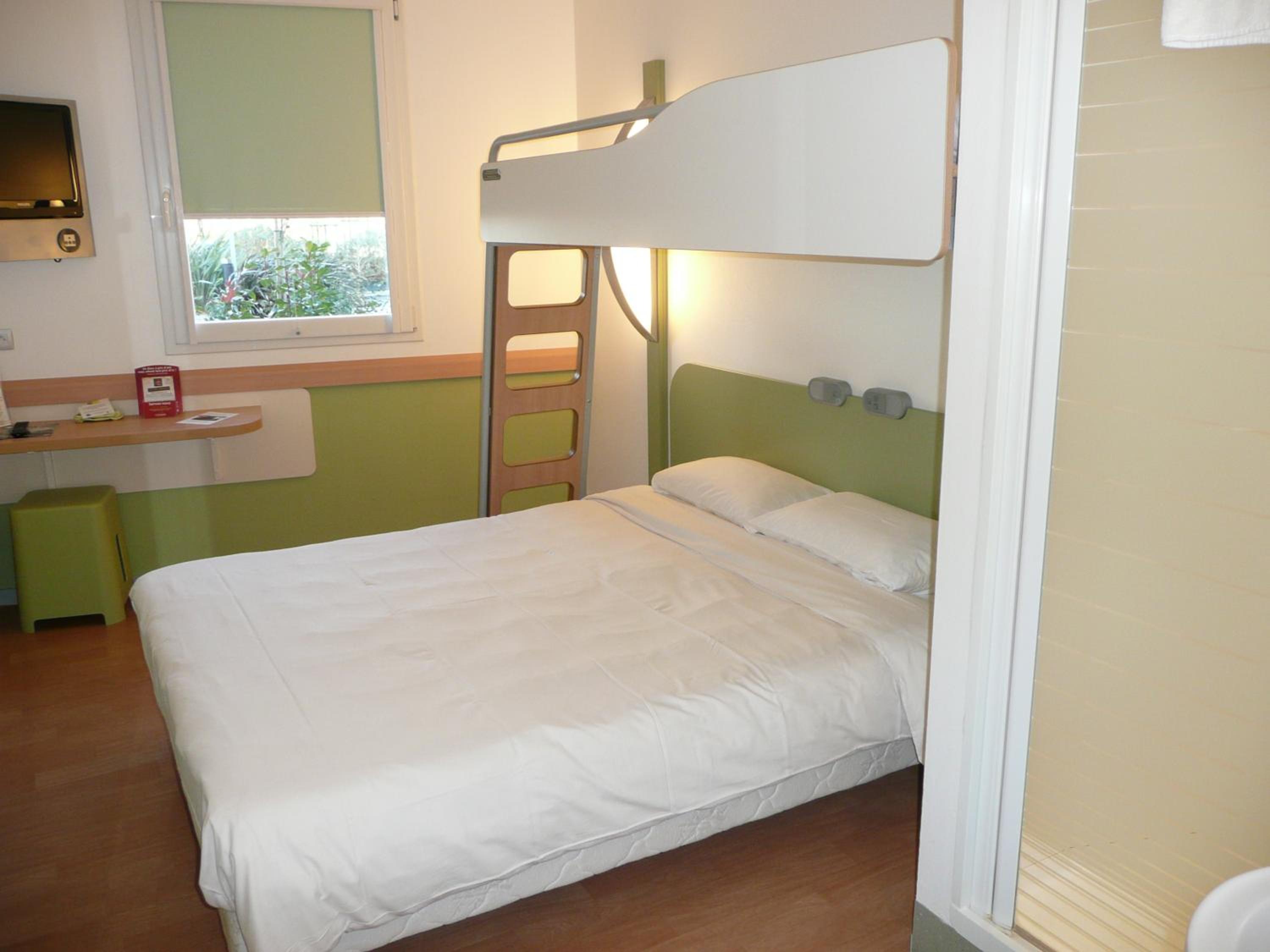 Double Room - Photo 5