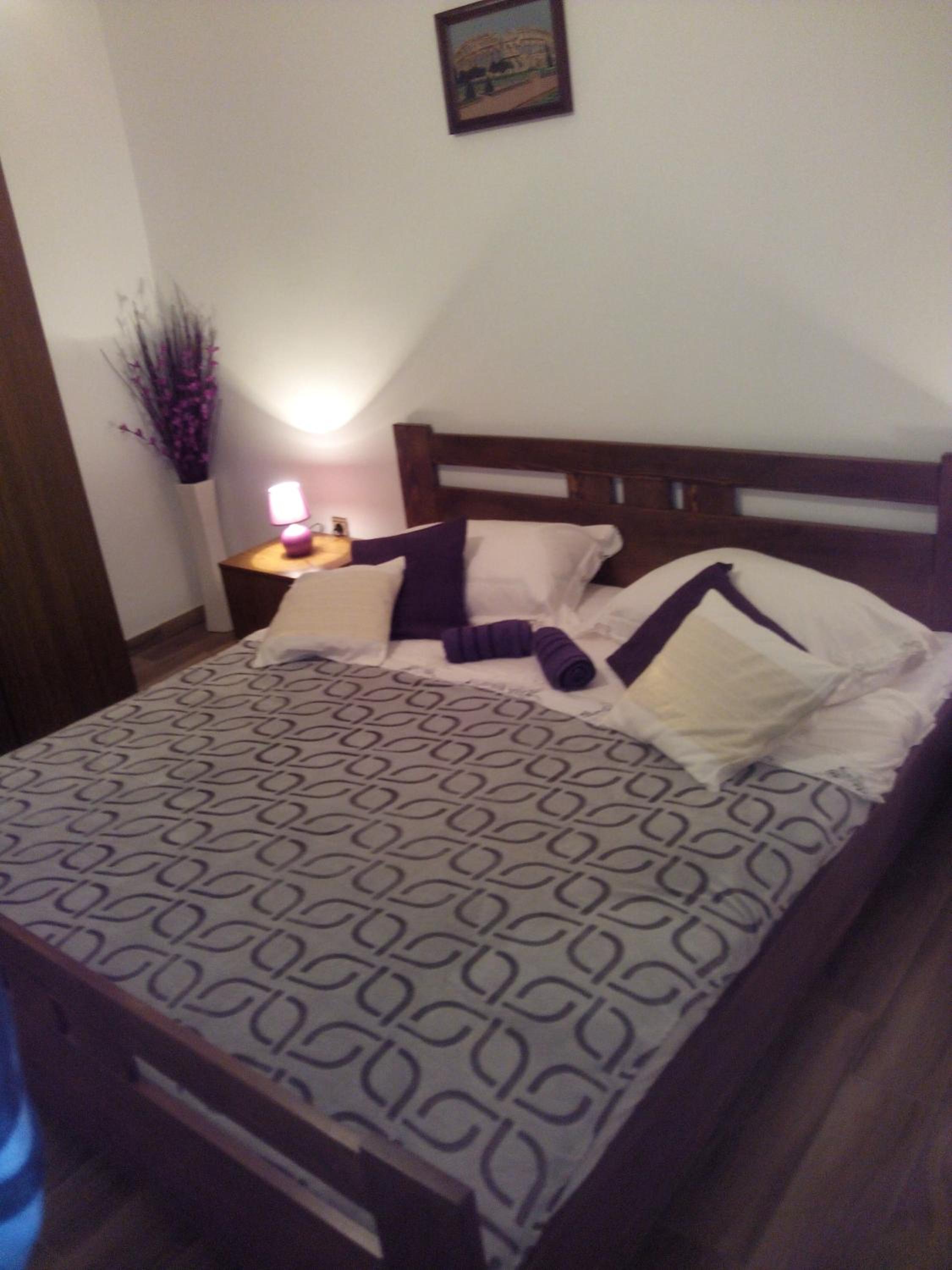 One-Bedroom Apartment with Terrace - Photo 48