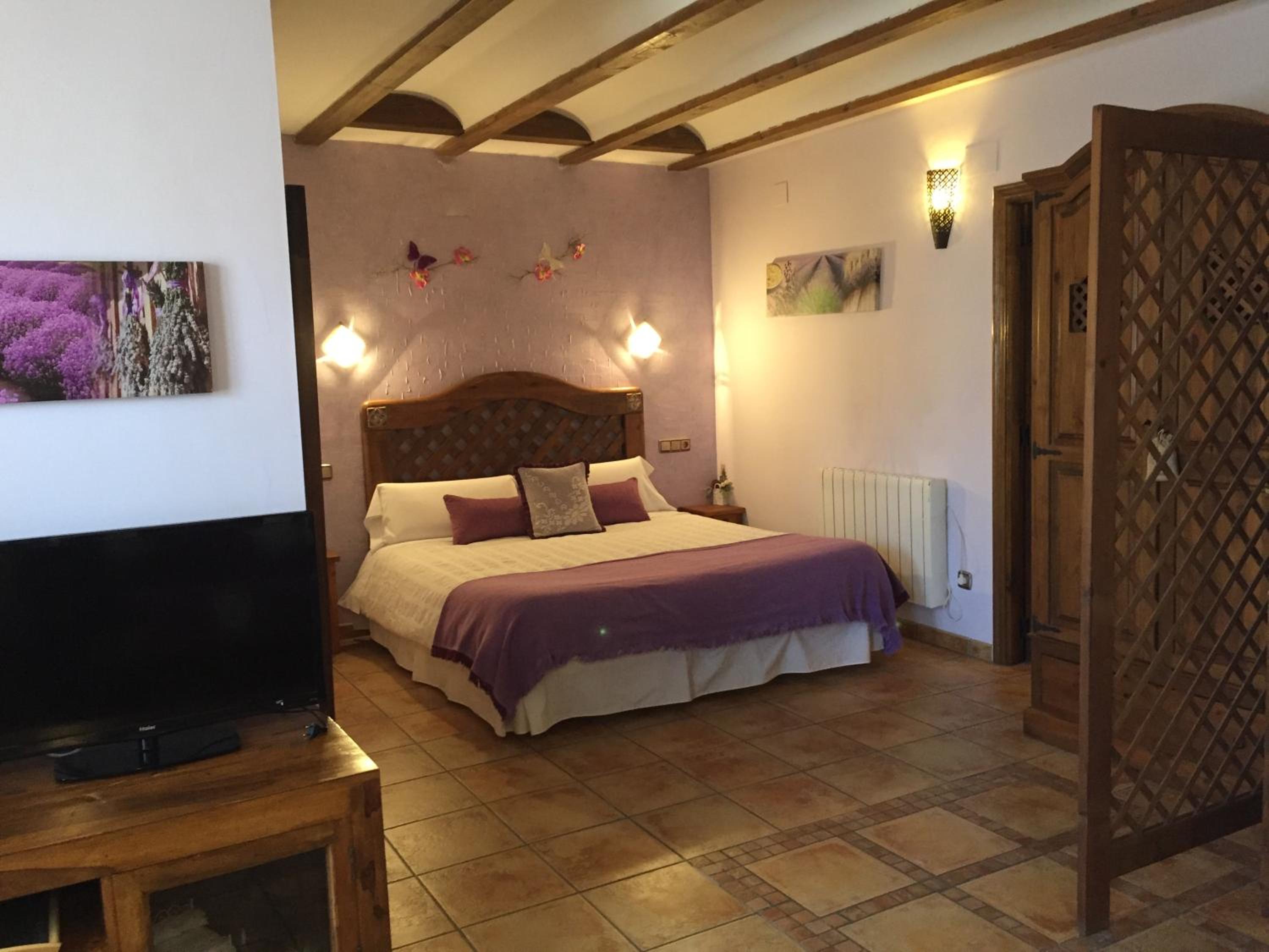 Deluxe Double Room - Photo 5