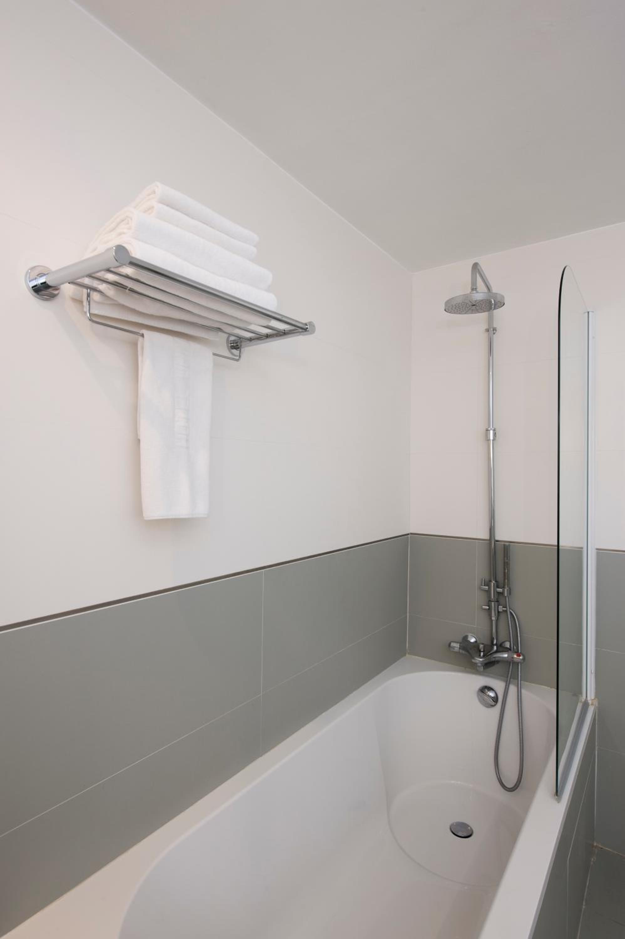 Classic Double Room - Photo 4