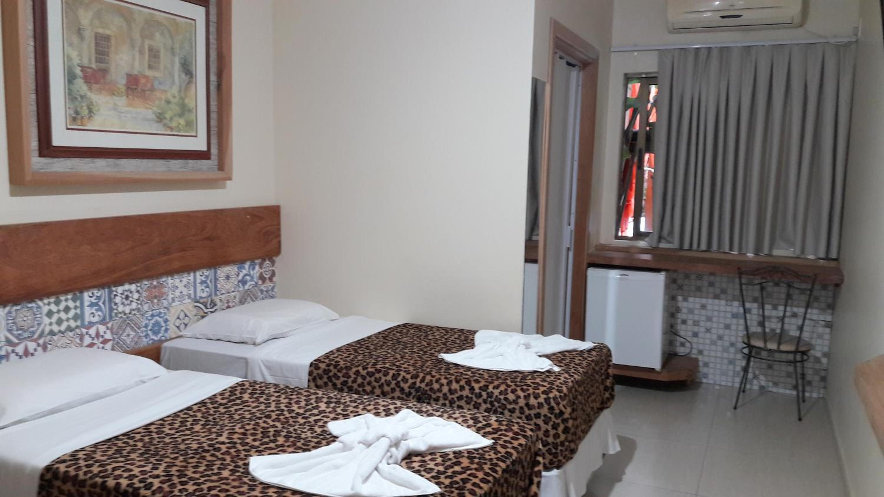 Double Twin Room - Photo 3