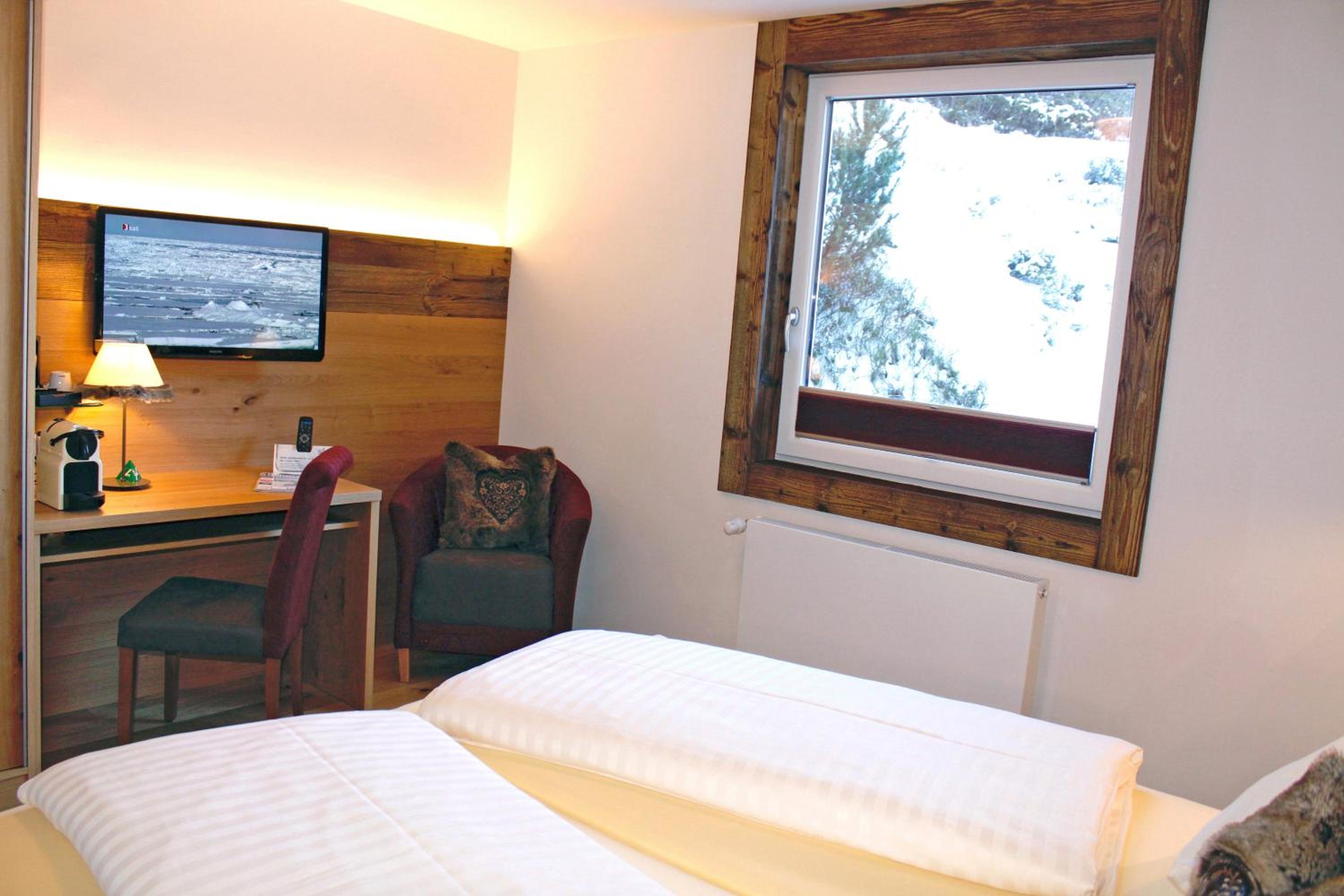 Single Room photo 2