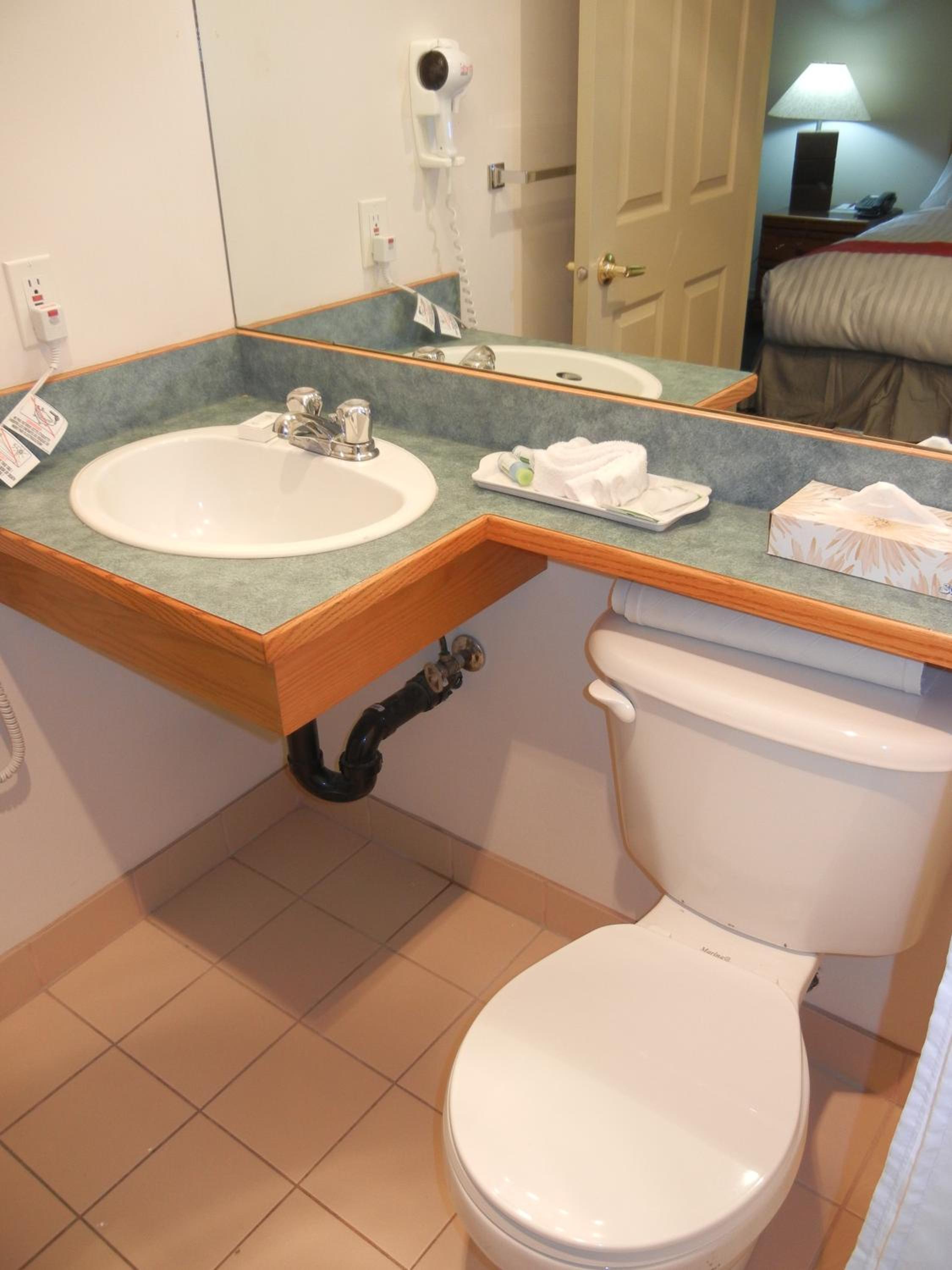 Studio - Disability Access - Non Pet Friendly - Photo 3