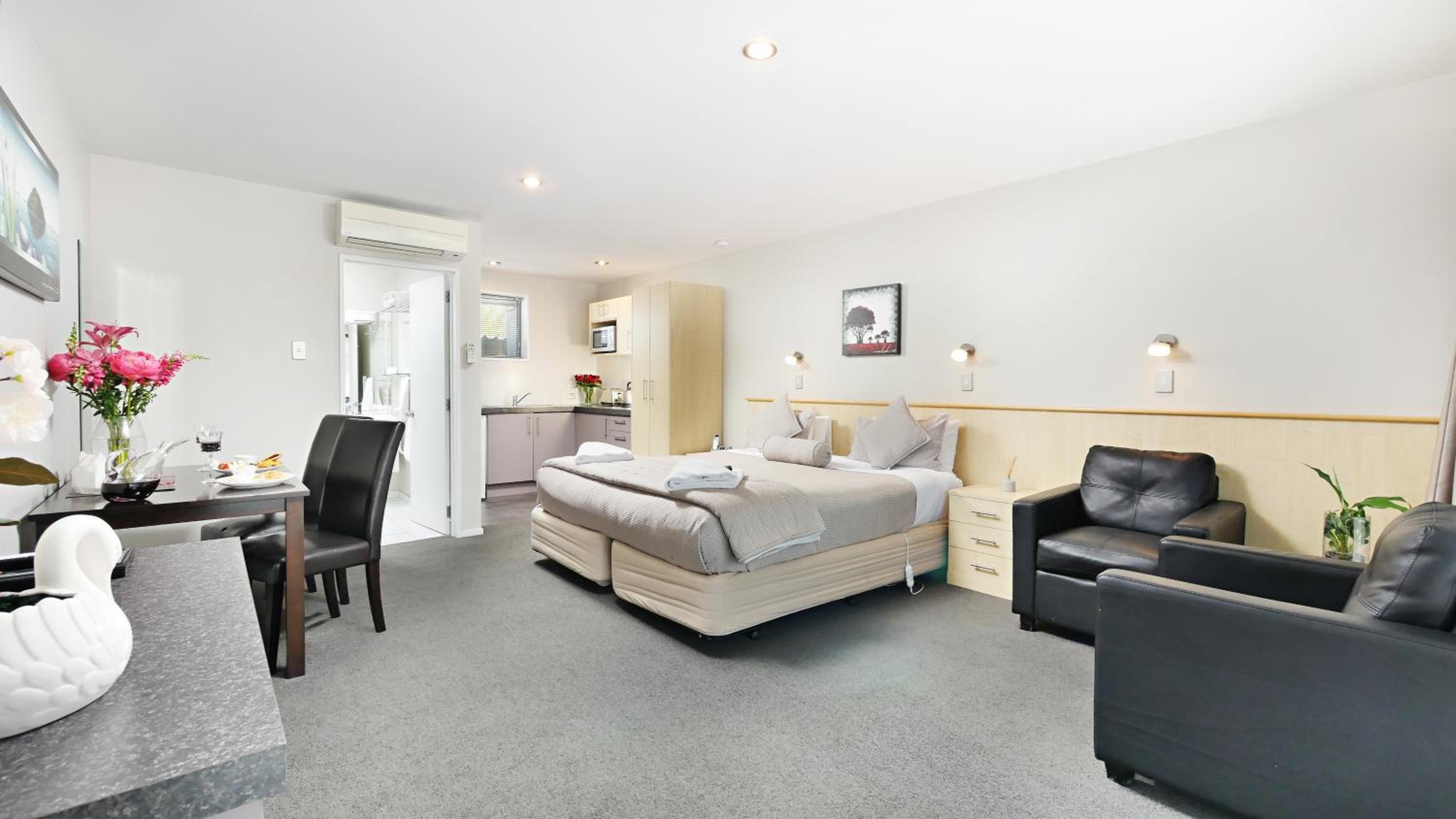 Executive Studio