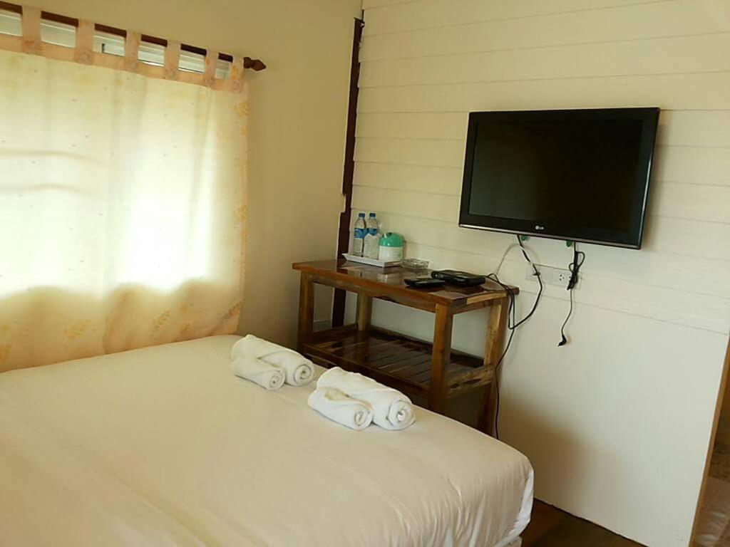 Double Room with Private Bathroom photo 3