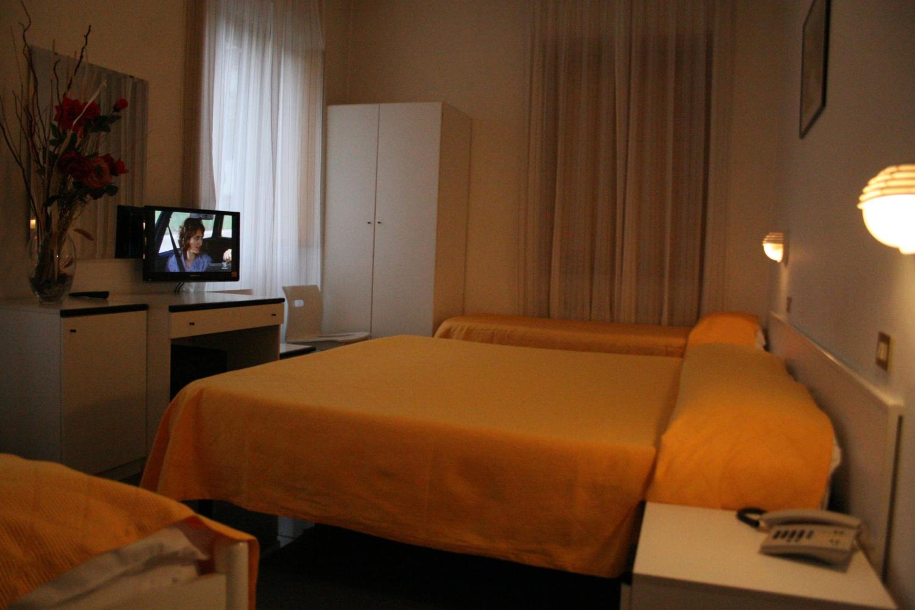 Standard Quadruple Room photo 1