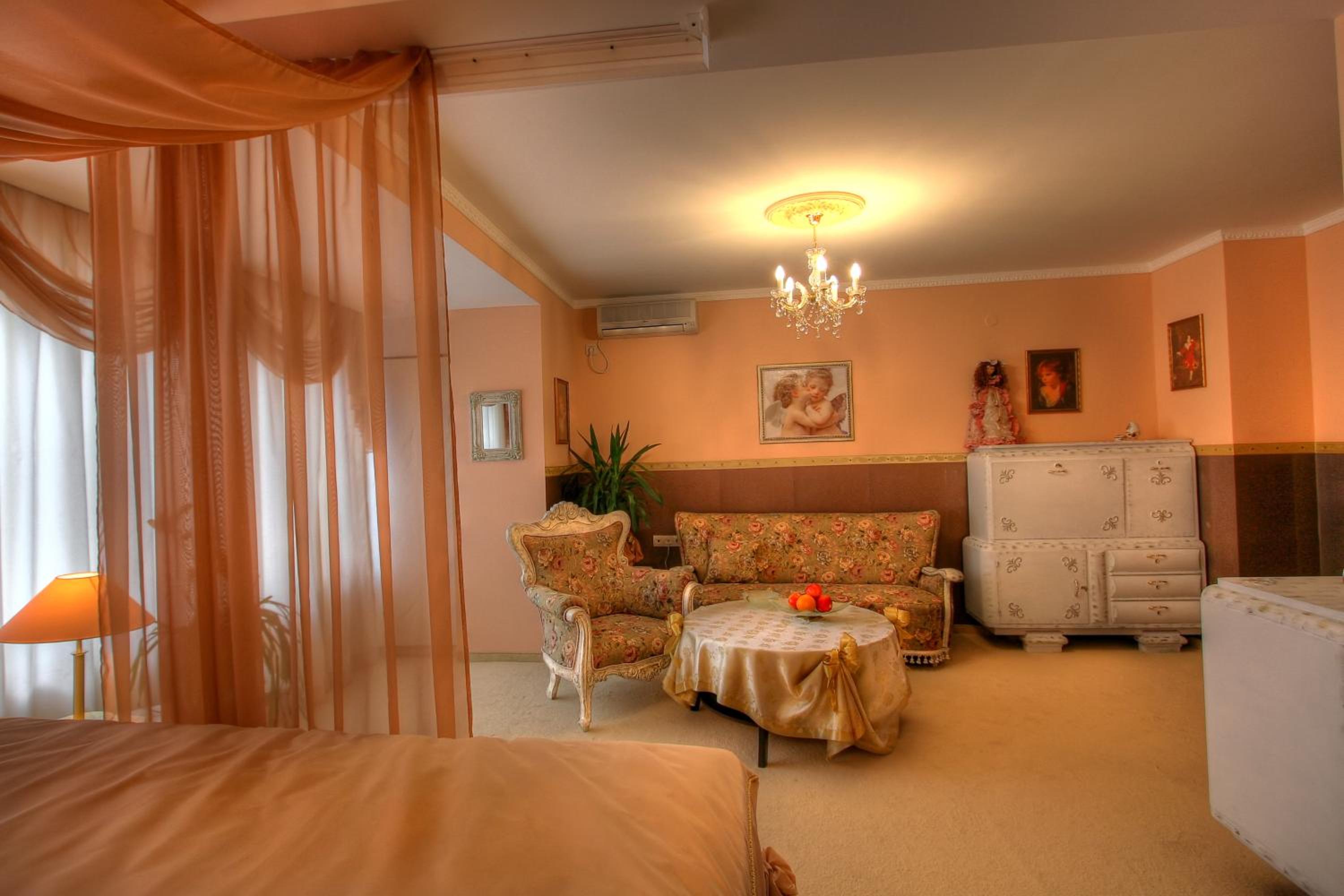 Deluxe Junior Suite