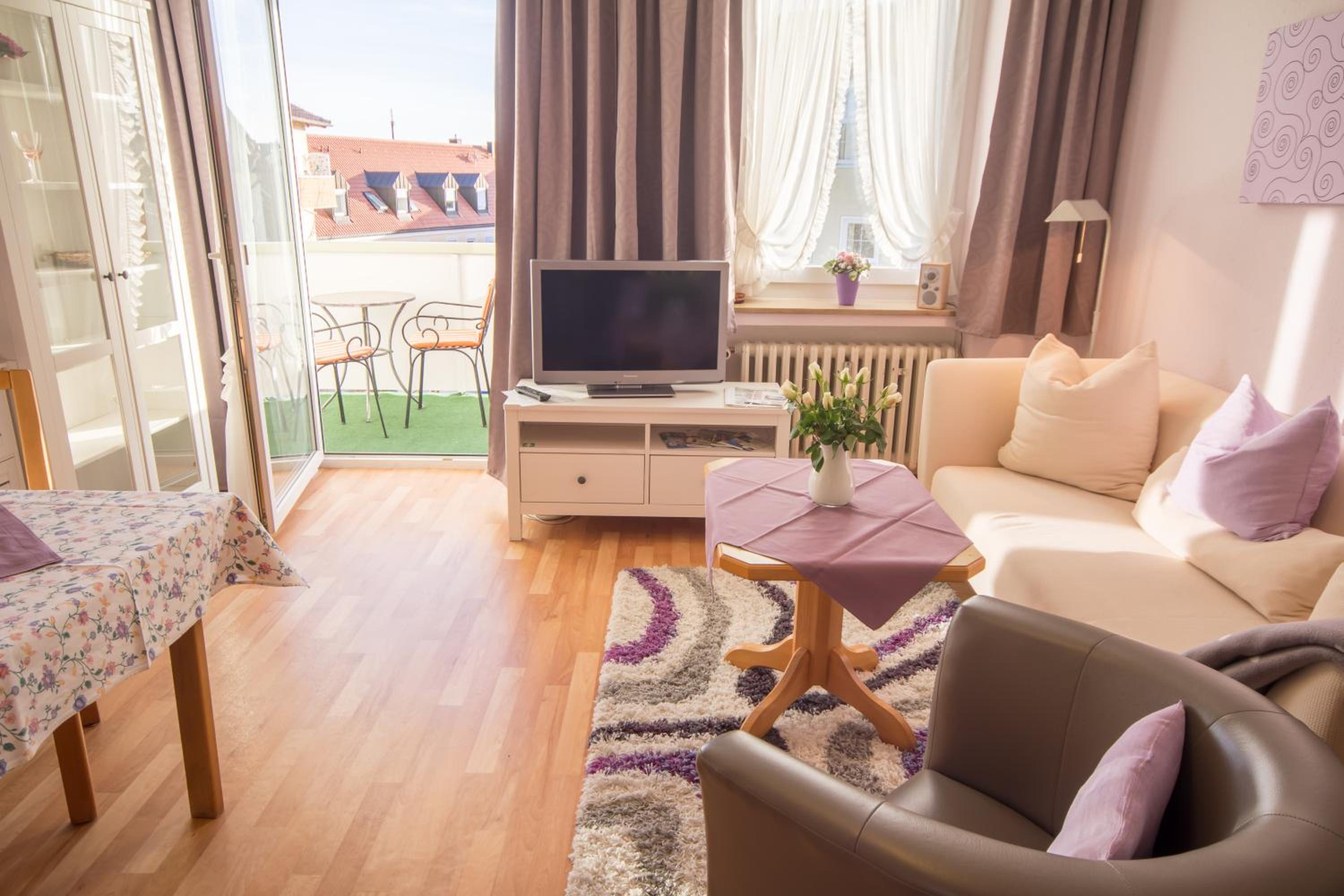 Apartment with Balcony photo 1