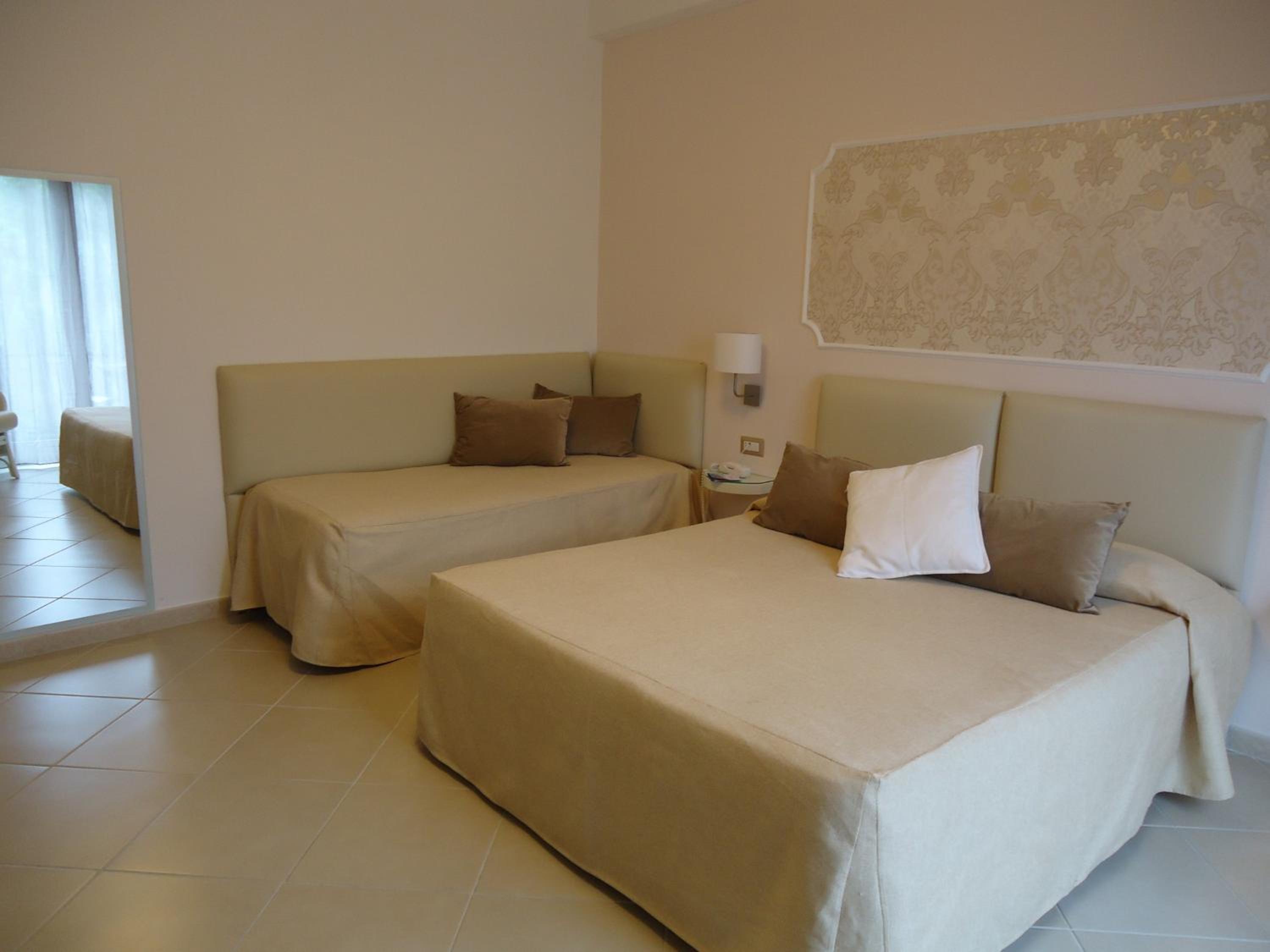 Triple Room - Photo 5