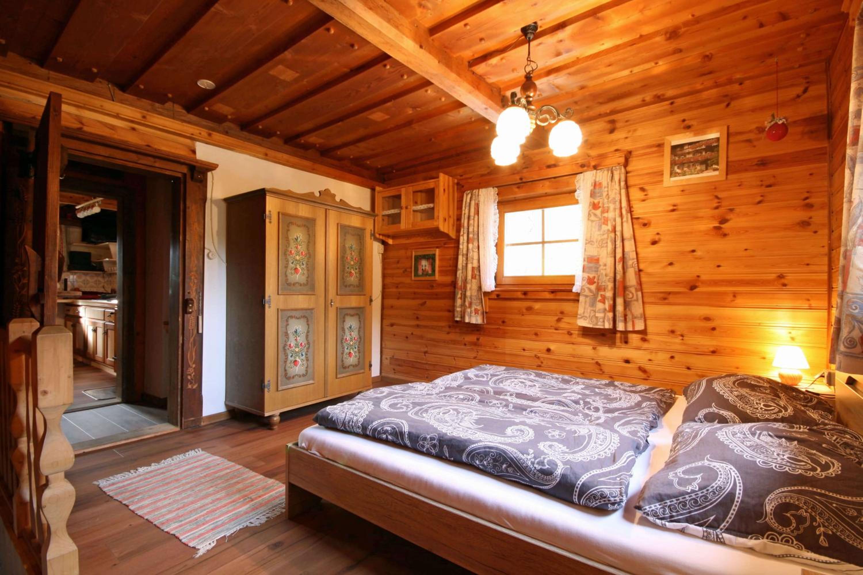 Three-Bedroom House photo 1
