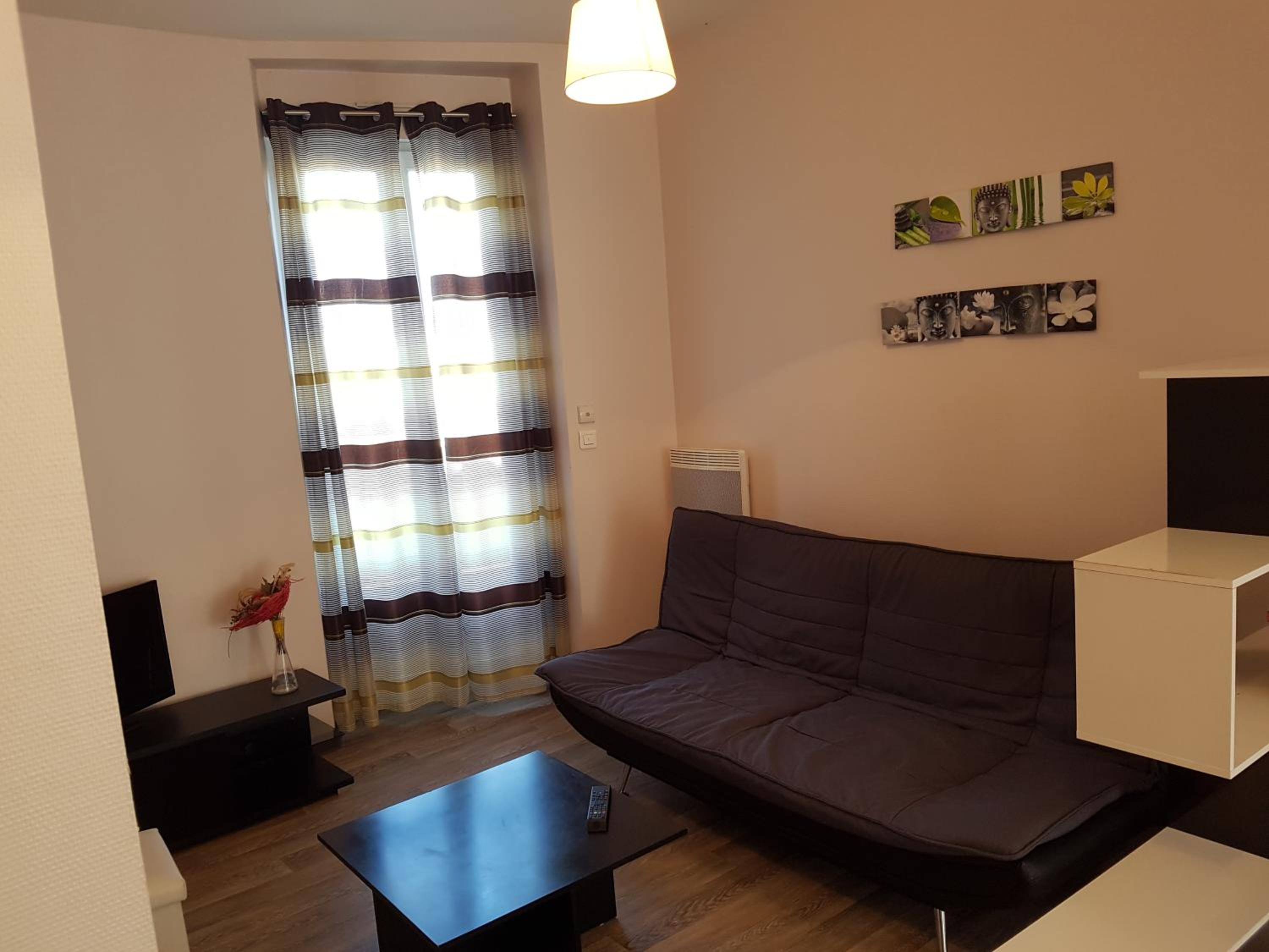 Two-Bedroom Apartment (4 Adults)