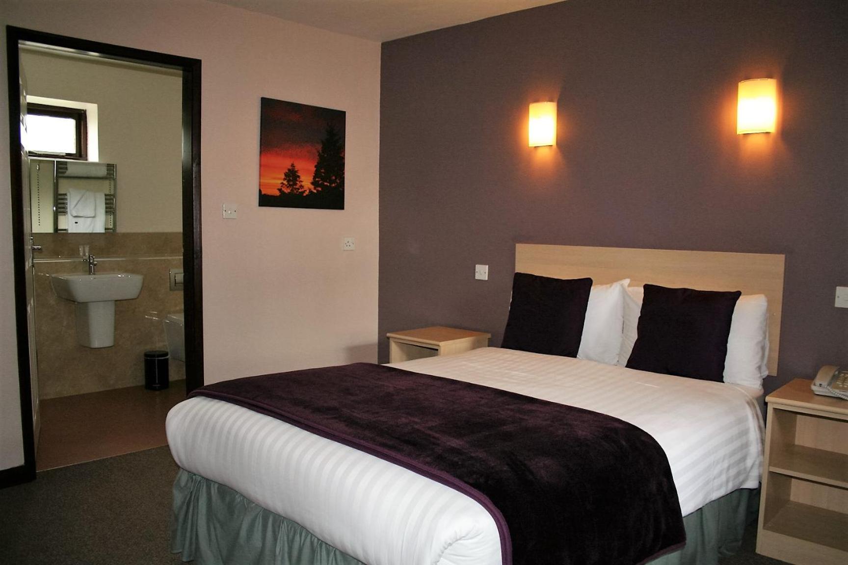 Double Room - Photo 1