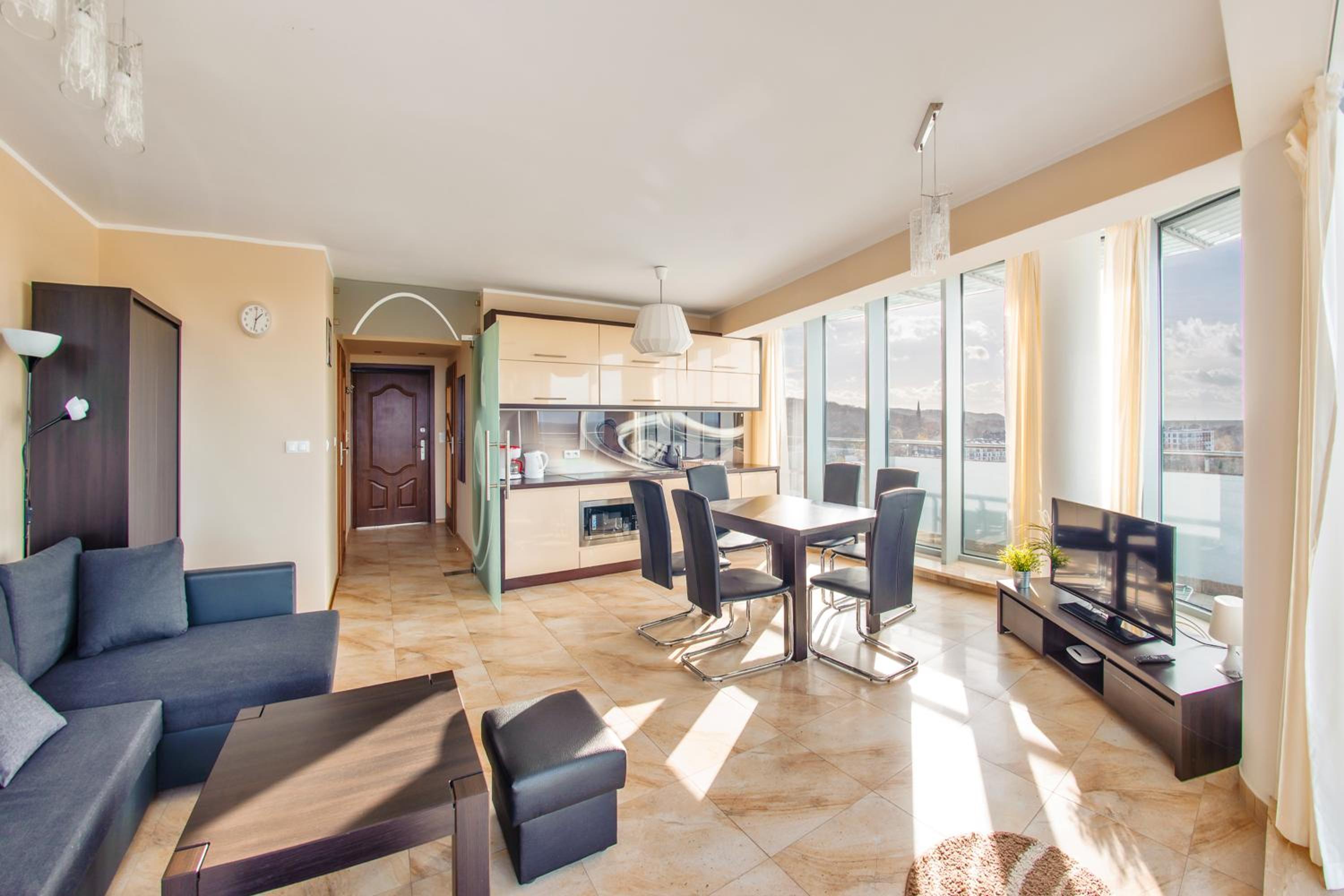 Apartment with Sea View and Paid Parking photo 1