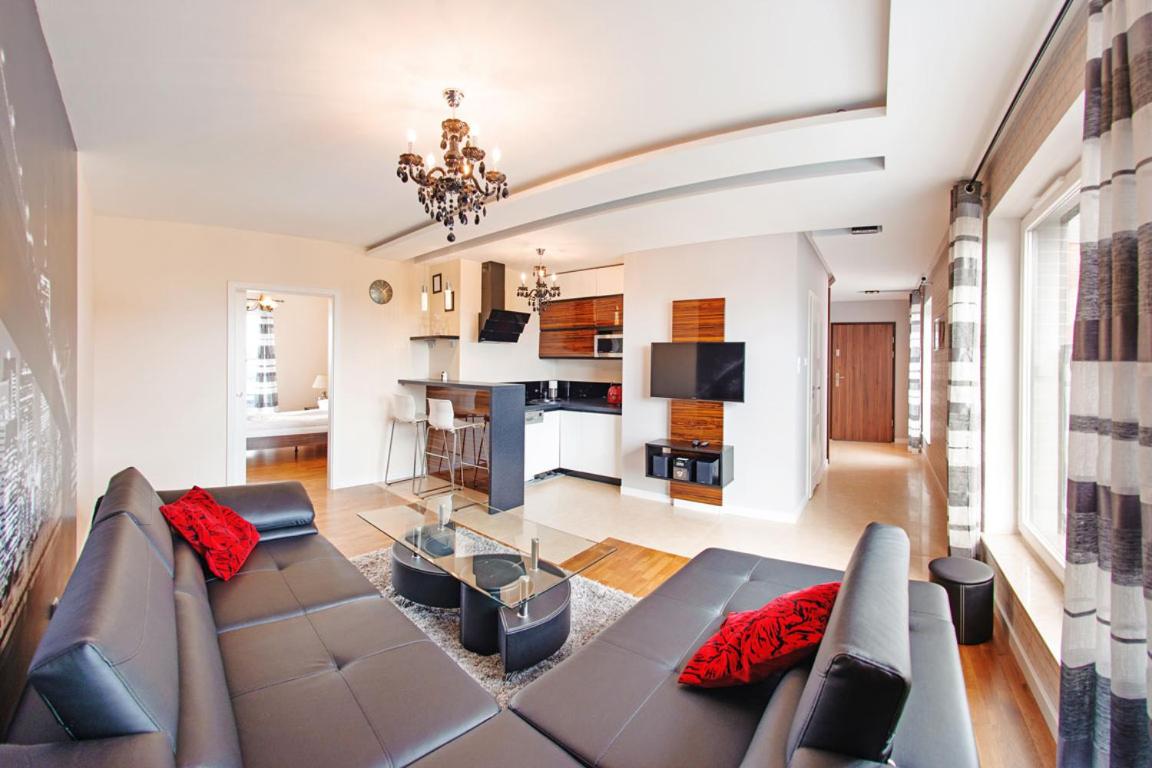 One-Bedroom Apartment - 70 Chmielna Street